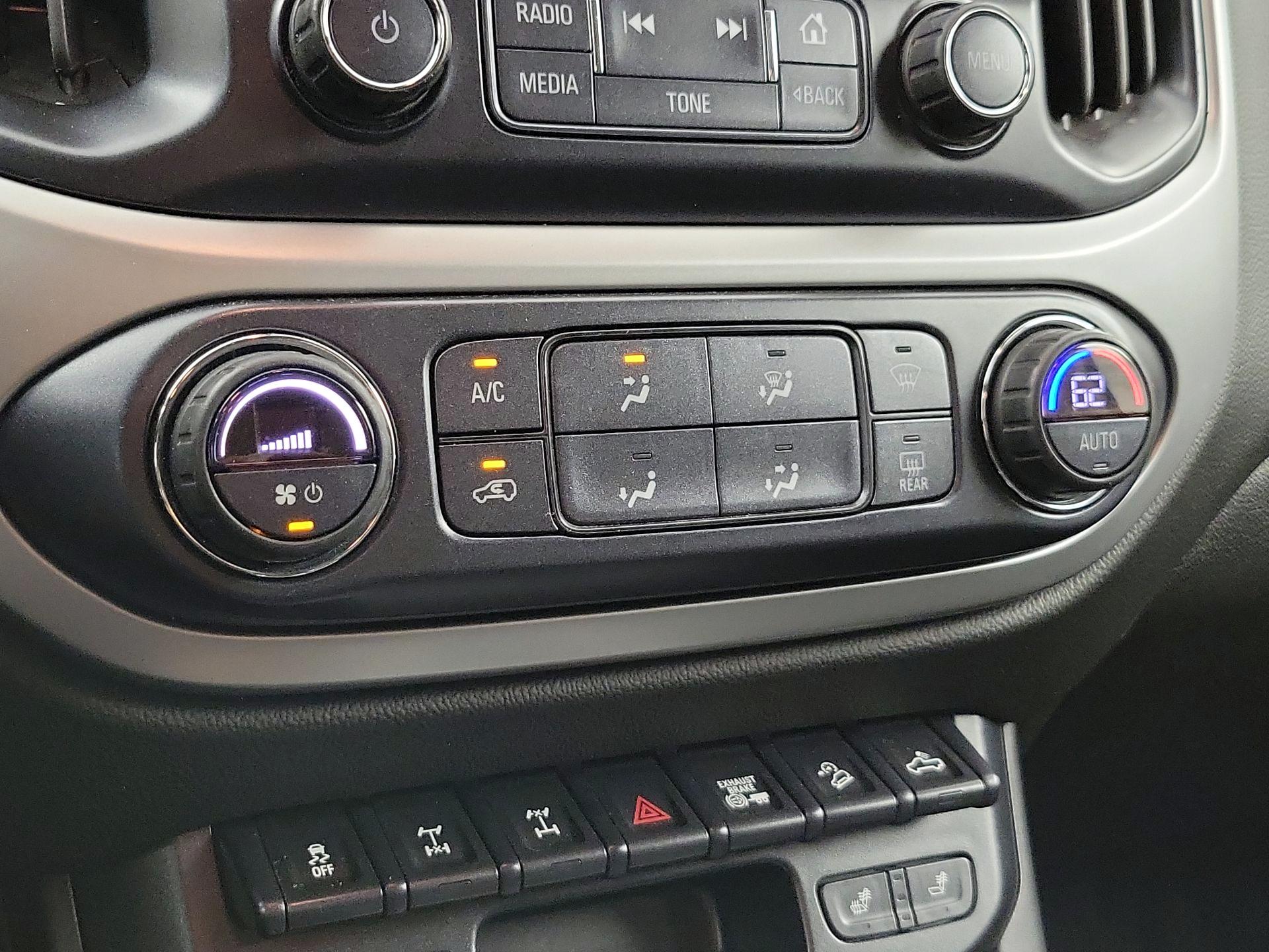 Thumbnail: 2018 Chevrolet Colorado - 17