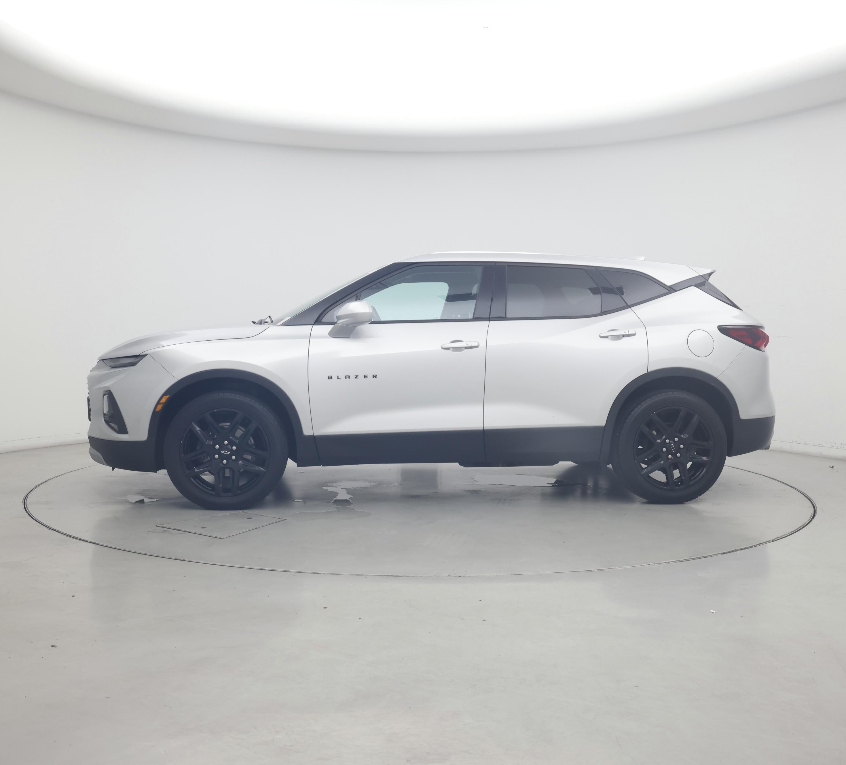 Thumbnail: 2019 Chevrolet Blazer - 3