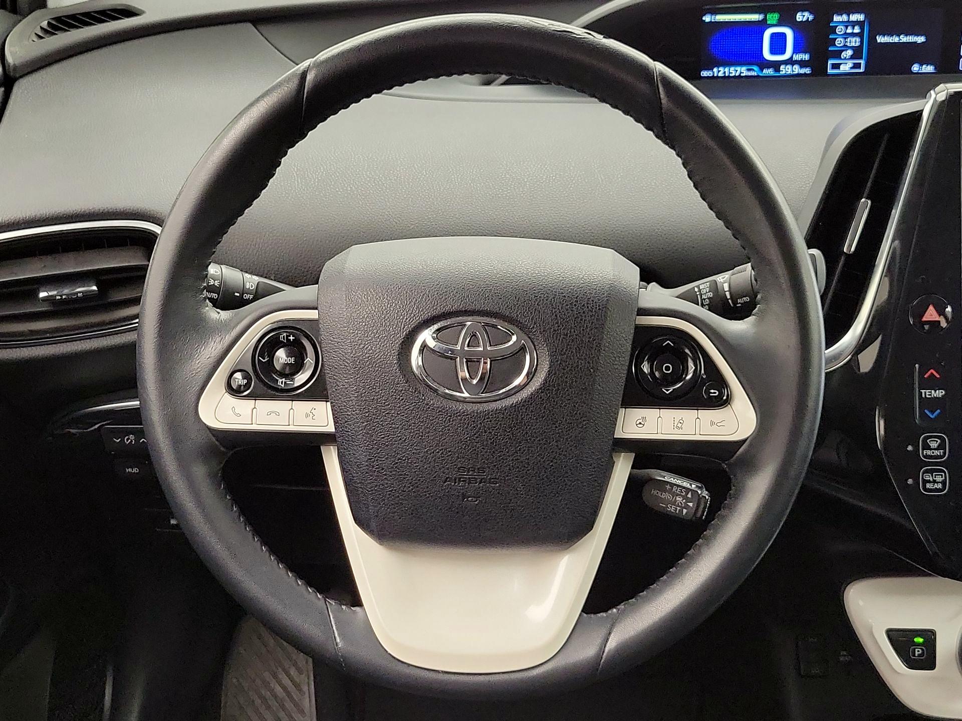 Thumbnail: 2017 Toyota Prius Prime - 10
