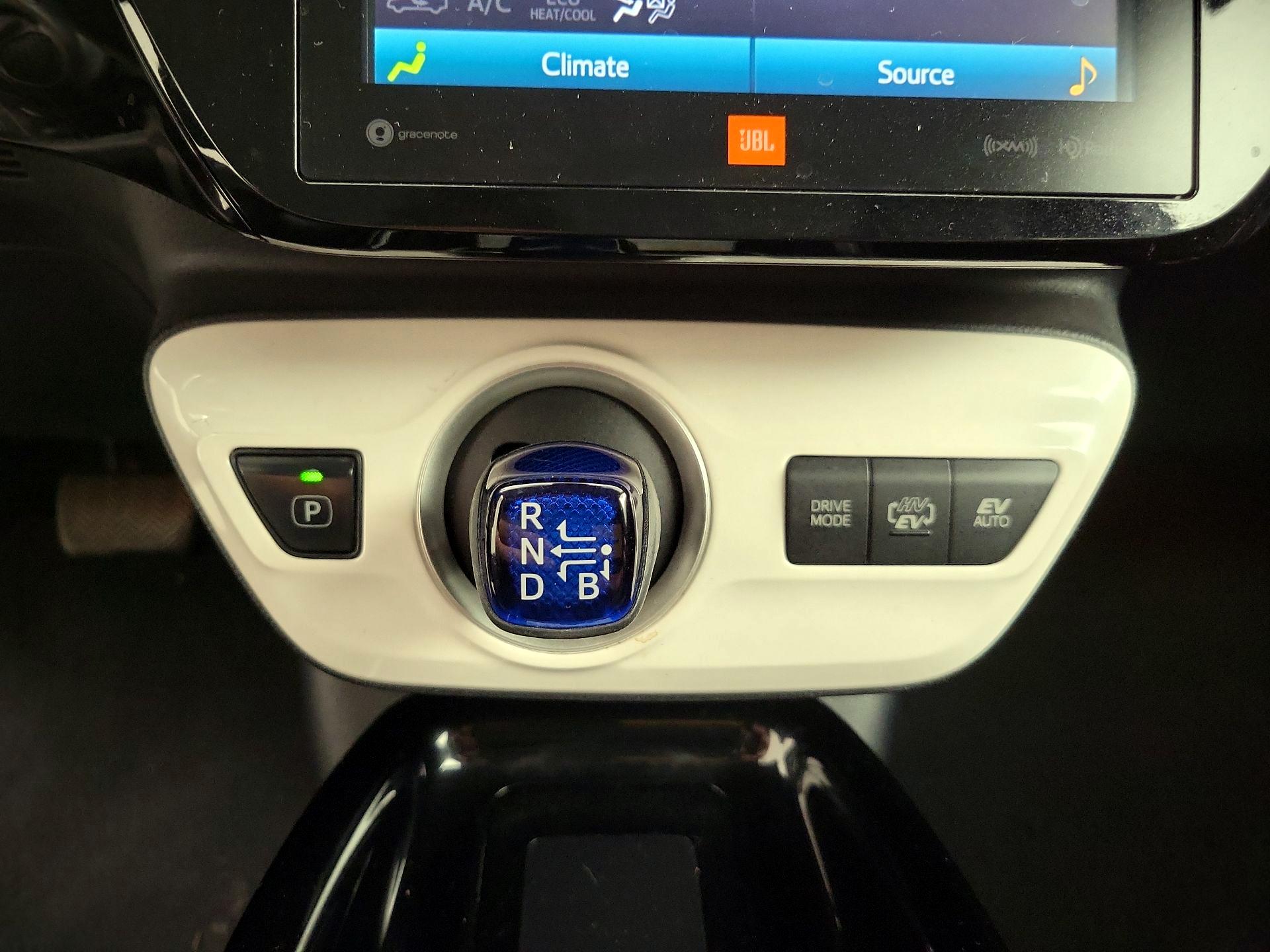Thumbnail: 2017 Toyota Prius Prime - 18