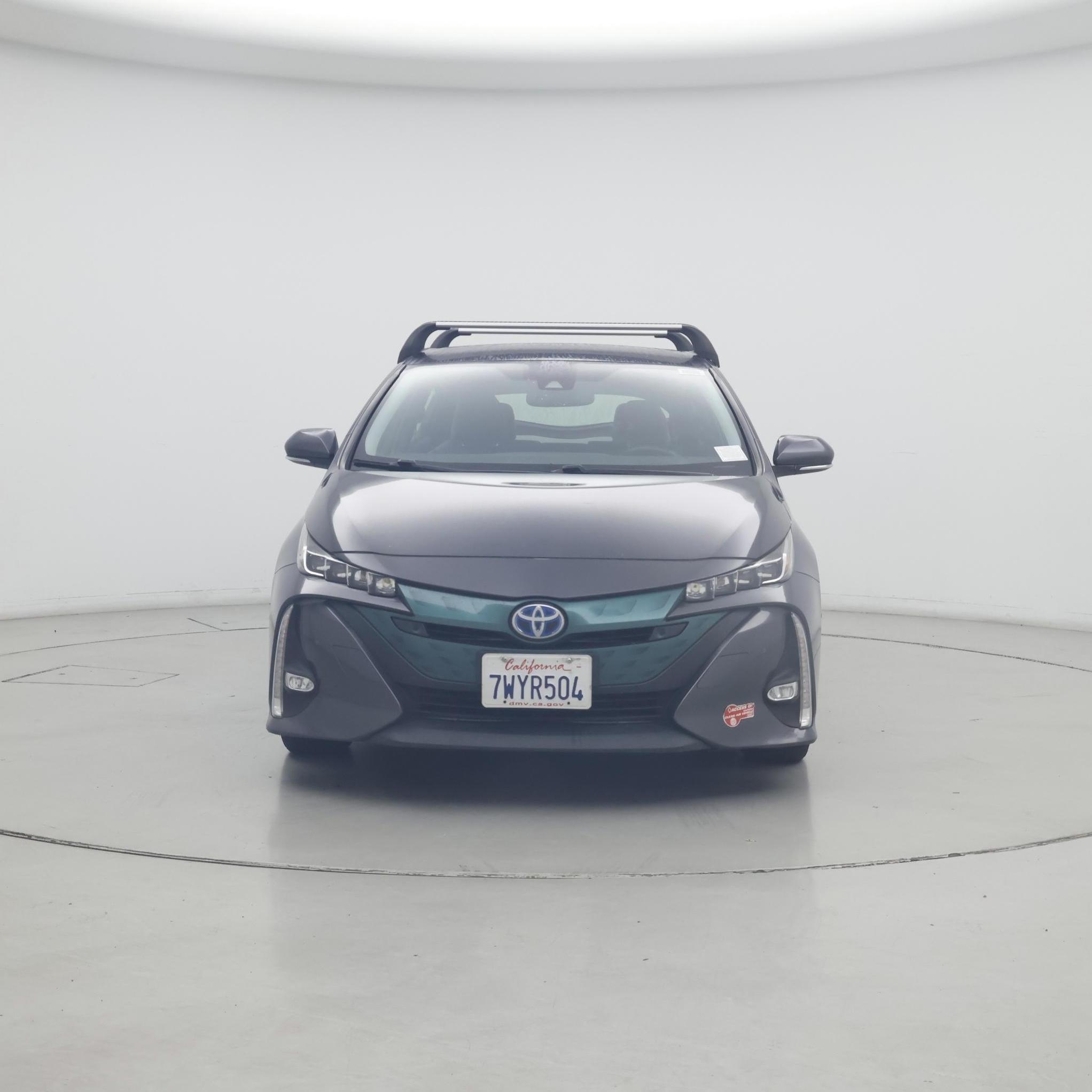 Thumbnail: 2017 Toyota Prius Prime - 5