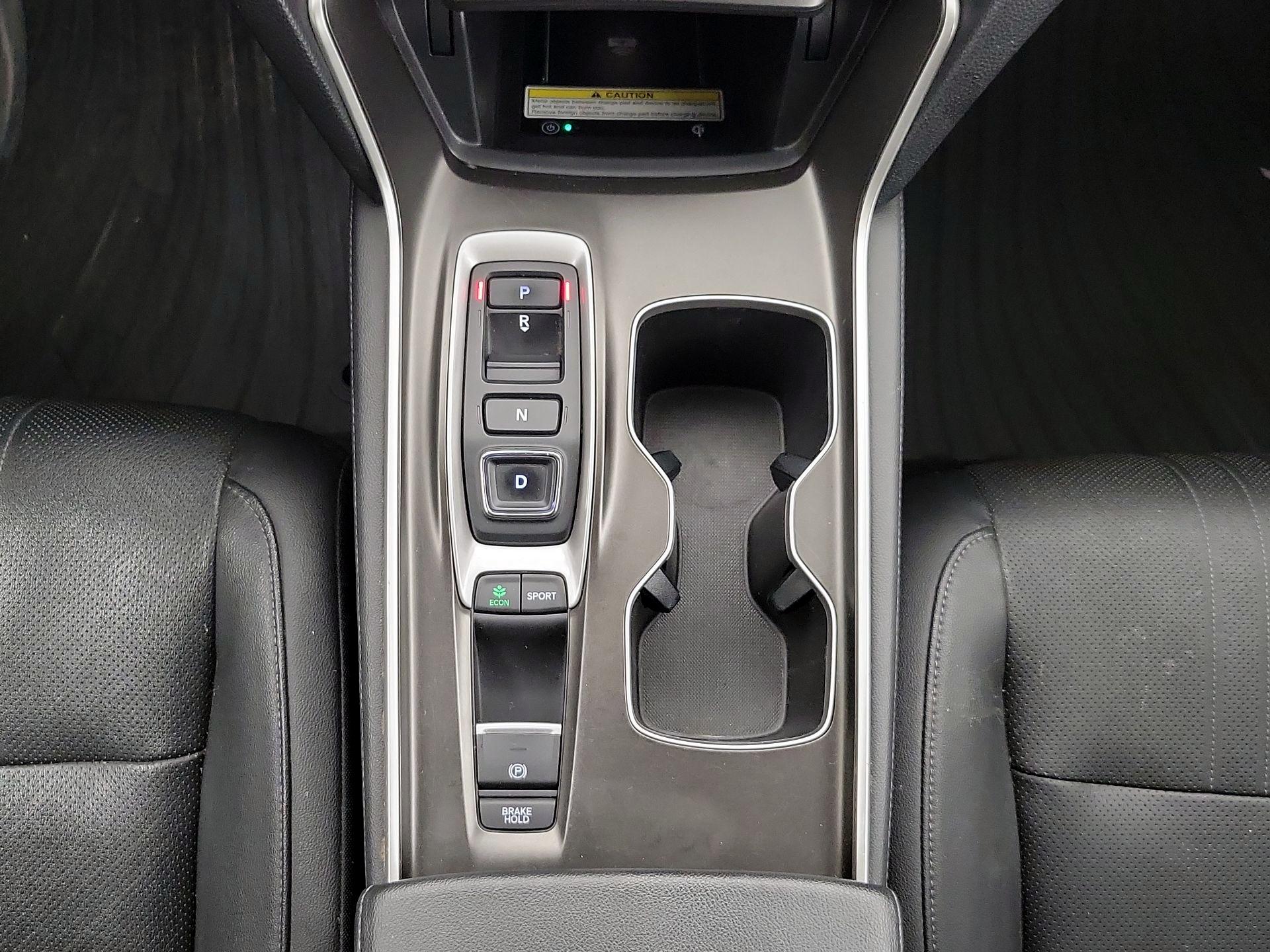 Thumbnail: 2019 Honda Accord - 18