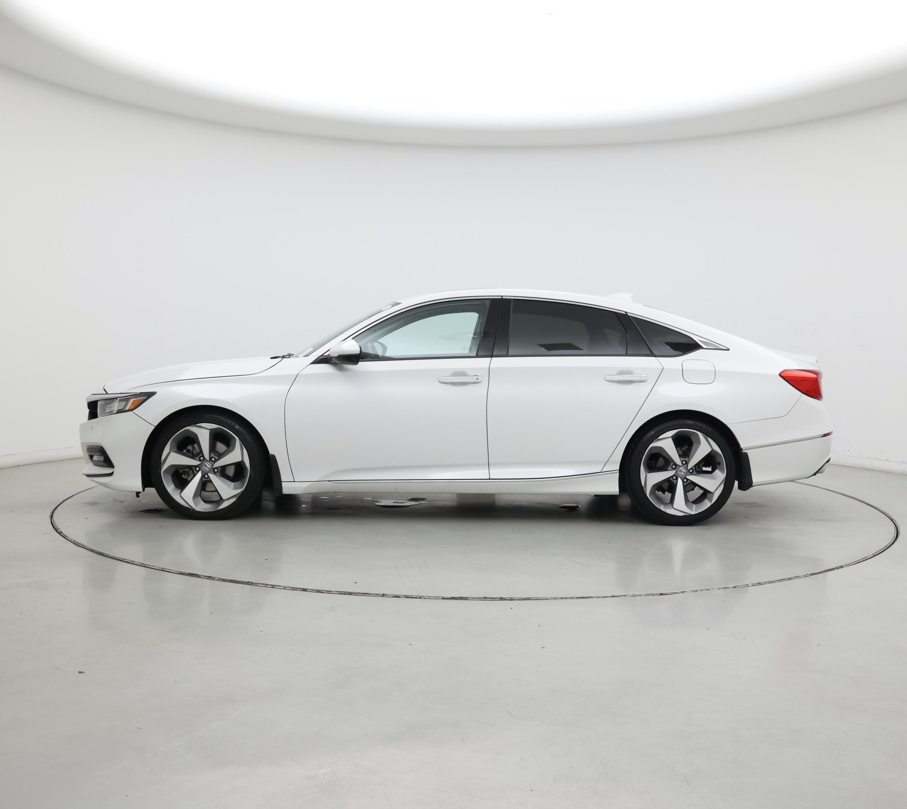 Thumbnail: 2019 Honda Accord - 3