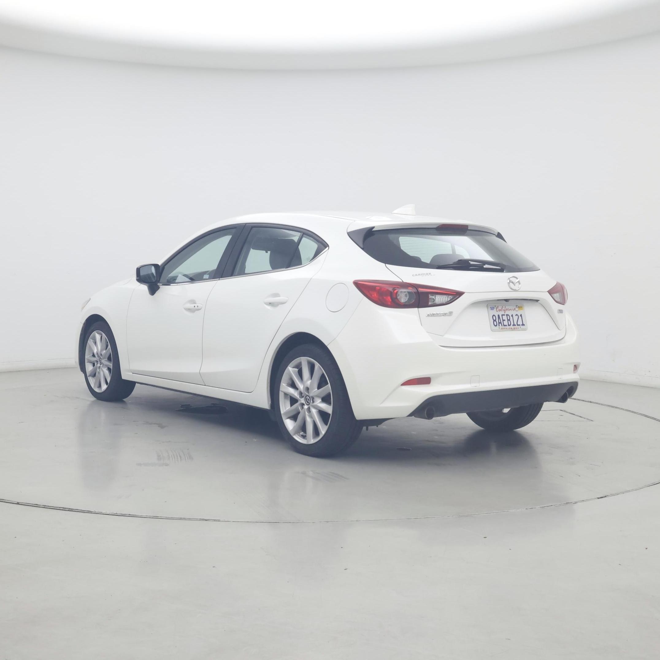 Thumbnail: 2017 Mazda Mazda3 - 2