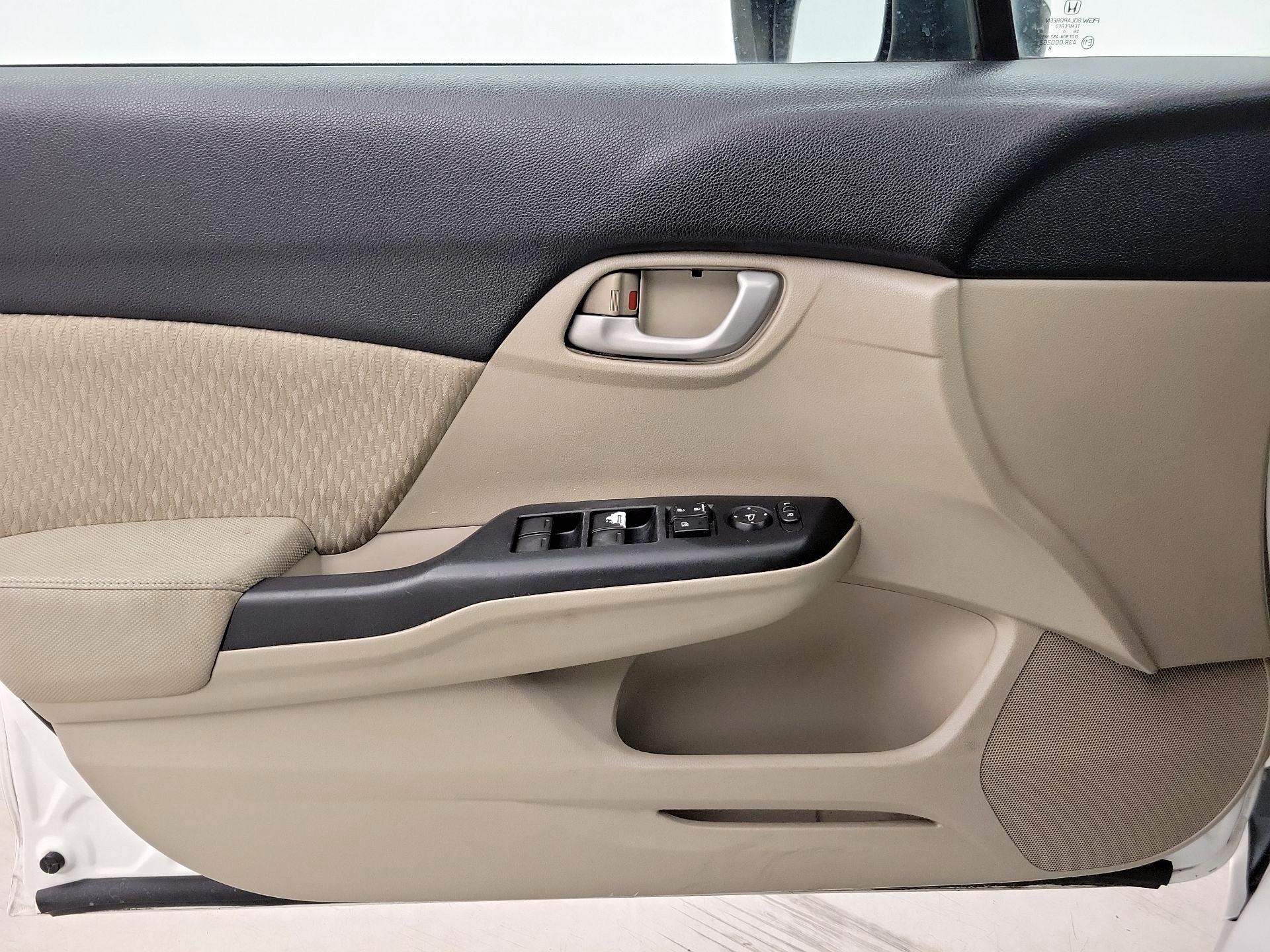 Thumbnail: 2014 Honda Civic - 12