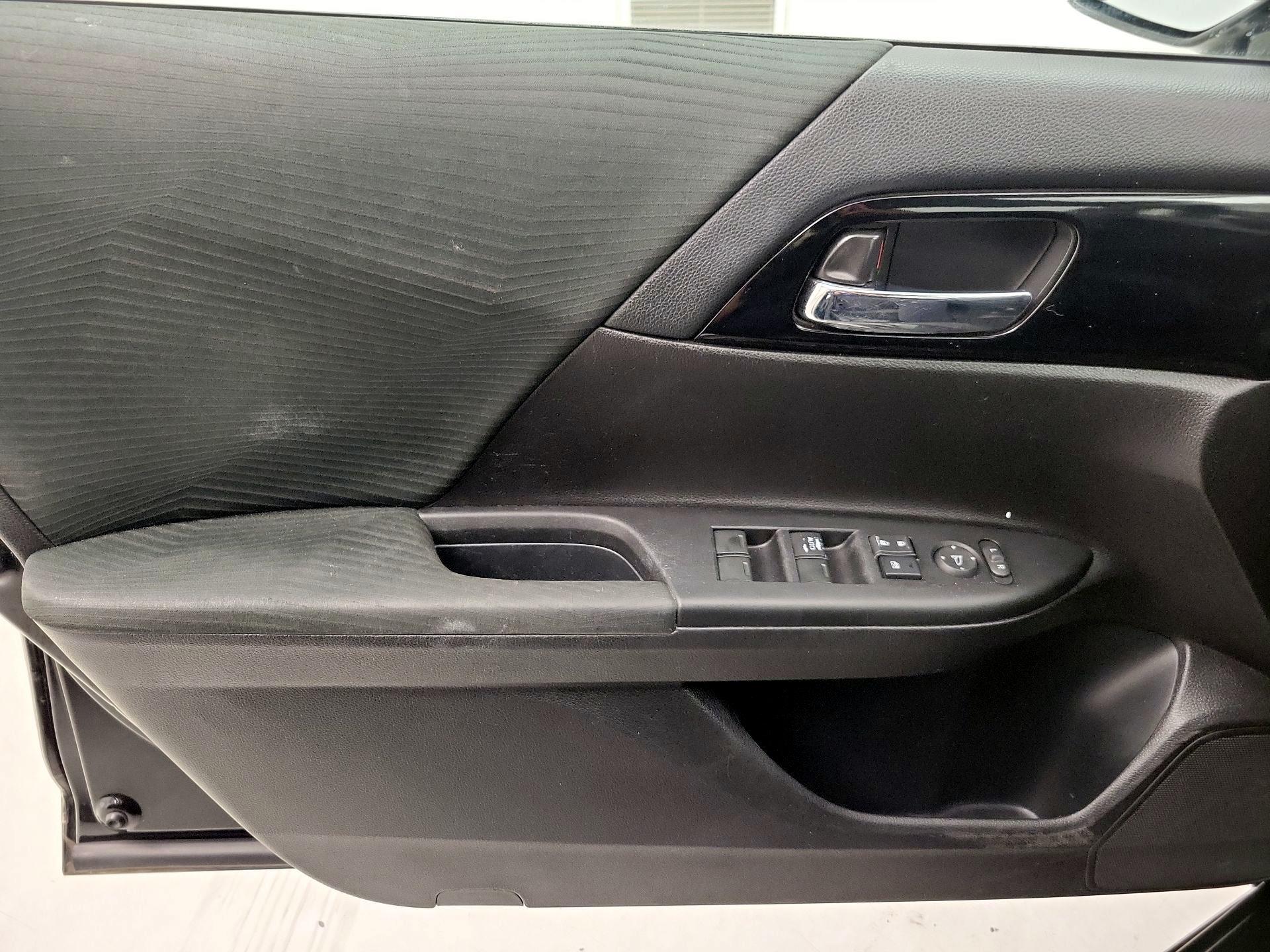 Thumbnail: 2016 Honda Accord - 12