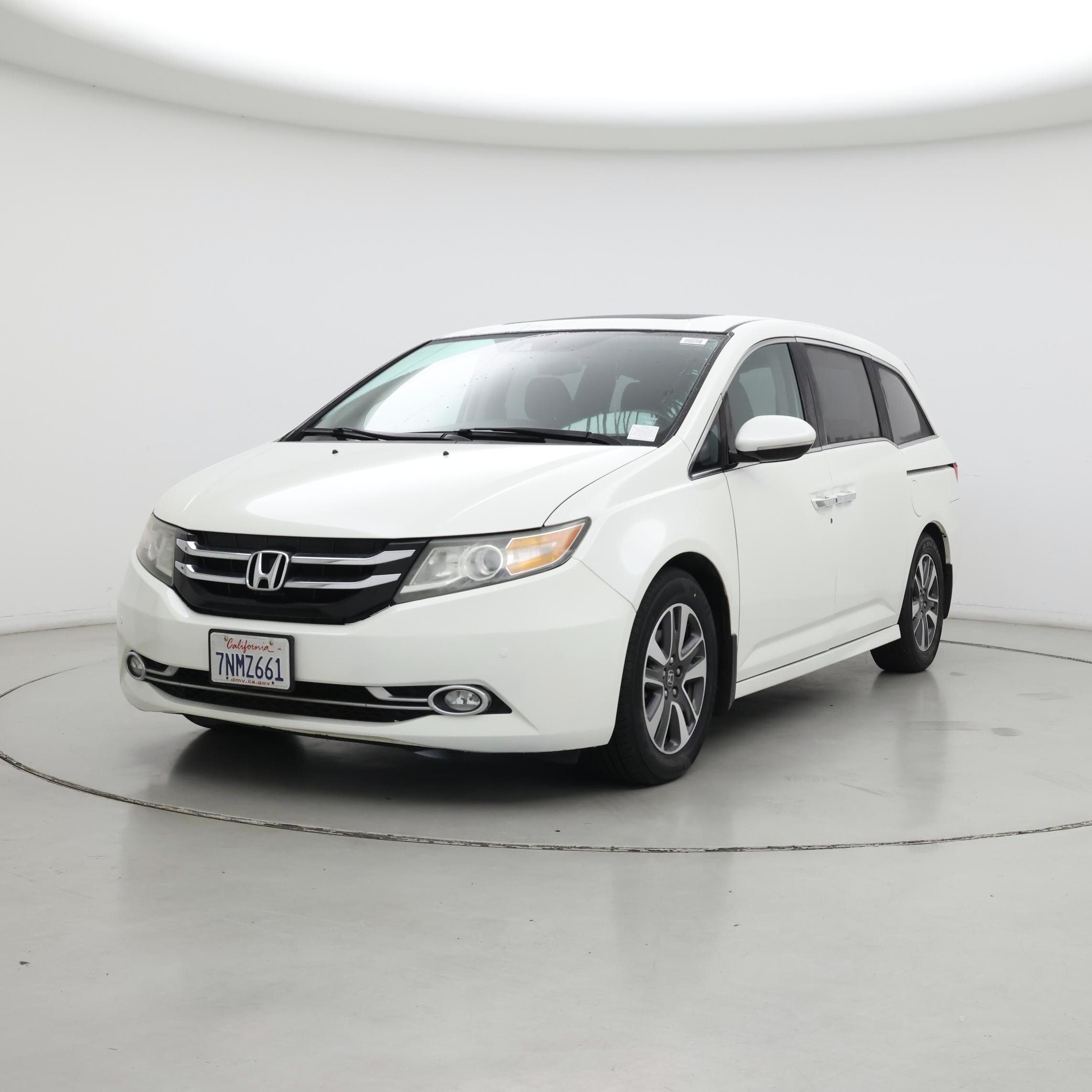 Thumbnail: 2015 Honda Odyssey - 4