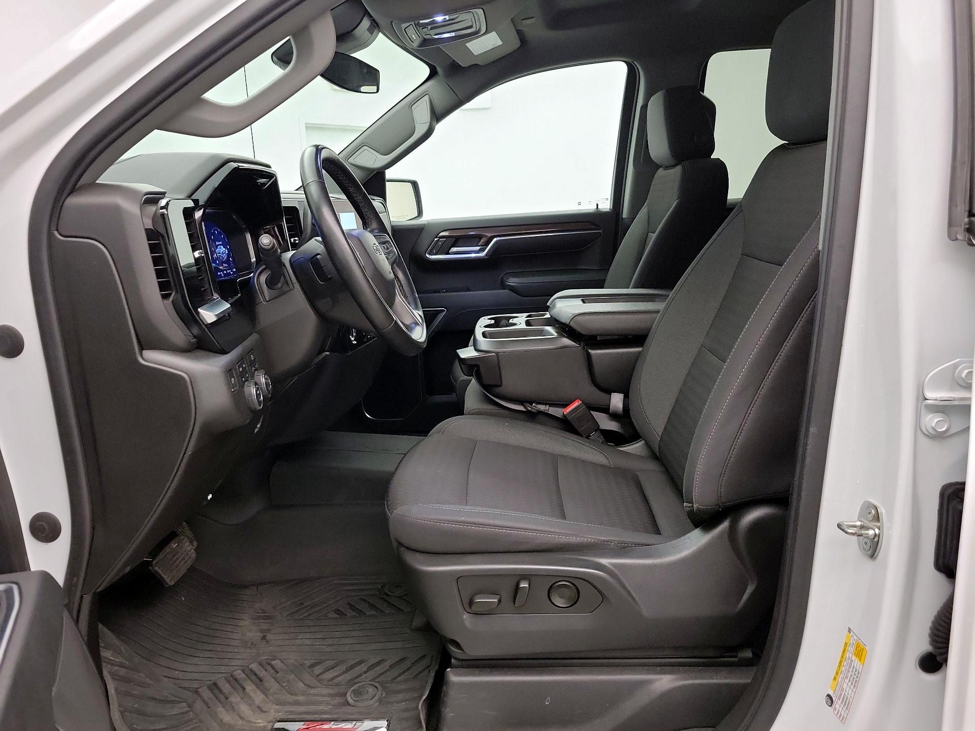 Thumbnail: 2023 Chevrolet Silverado 1500 - 11