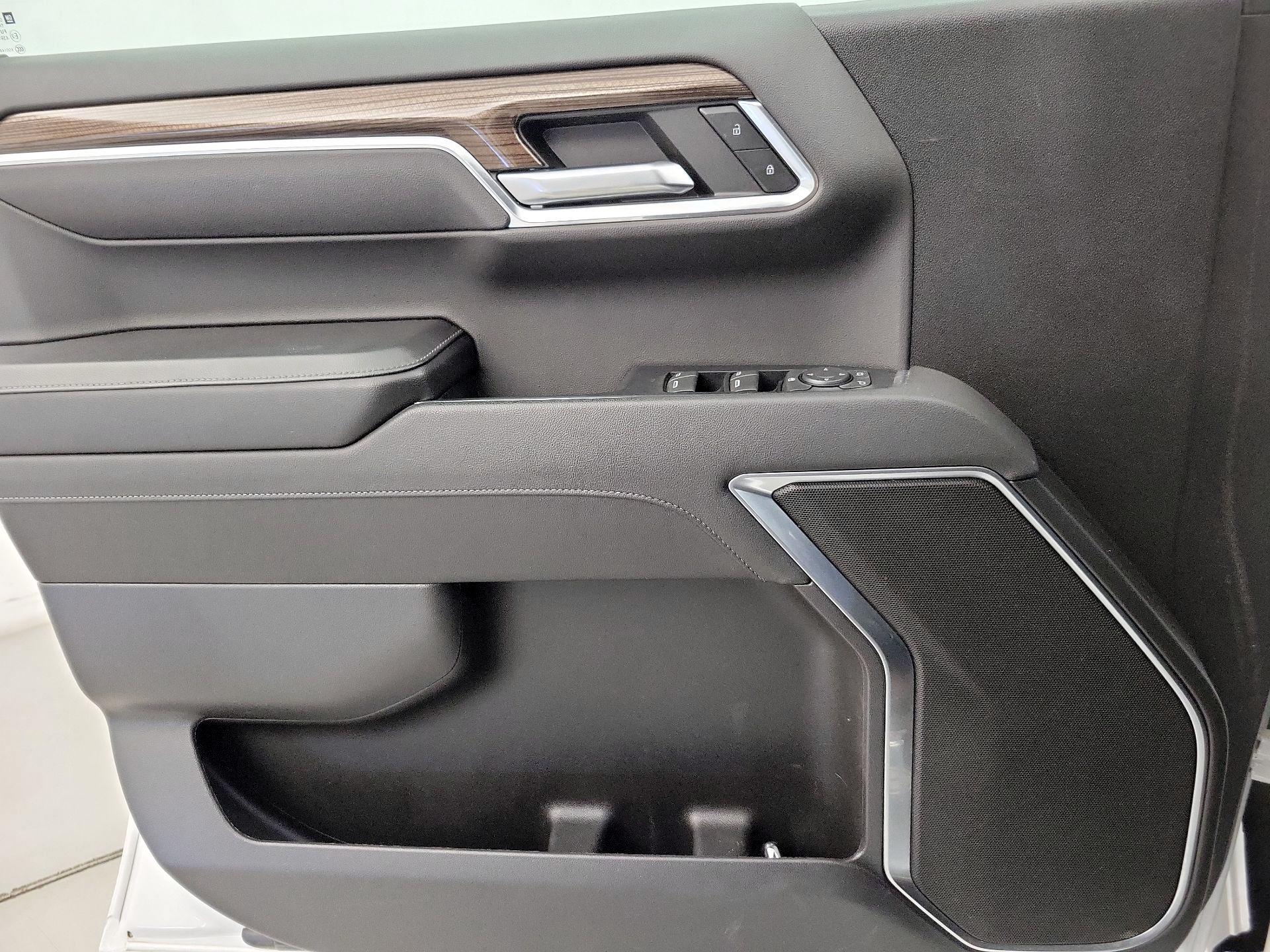 Thumbnail: 2023 Chevrolet Silverado 1500 - 12