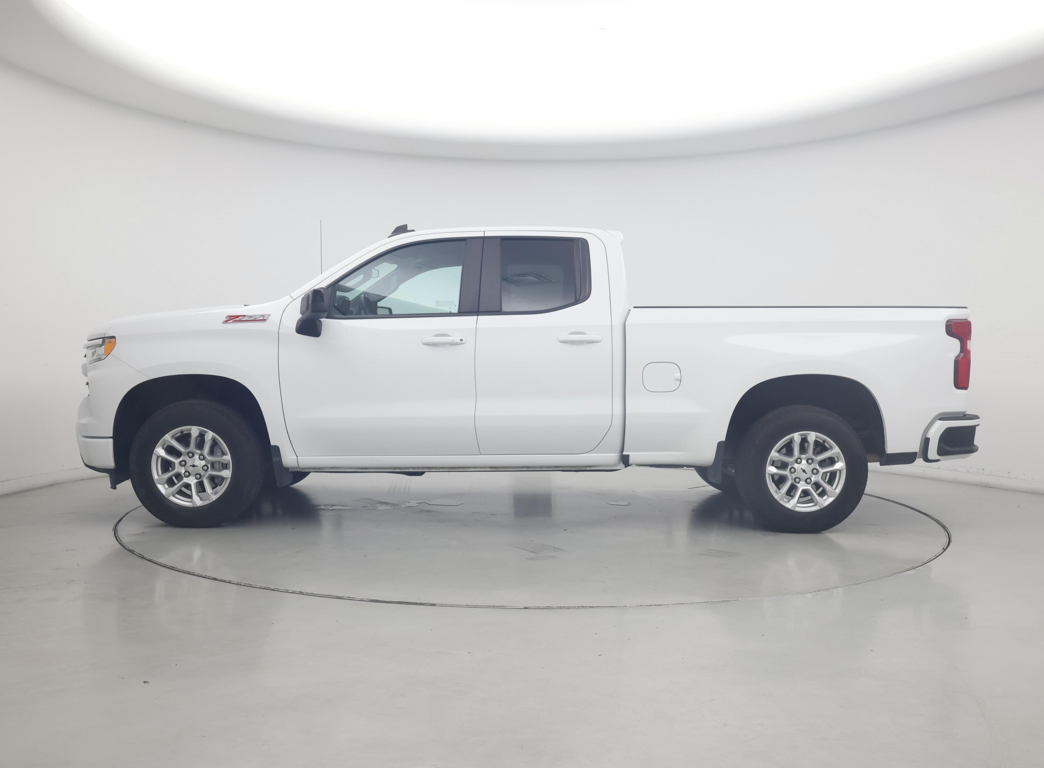 Thumbnail: 2023 Chevrolet Silverado 1500 - 3