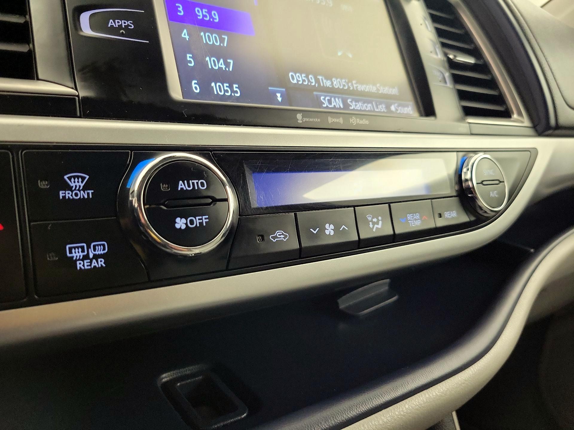 Thumbnail: 2017 Toyota Highlander - 16