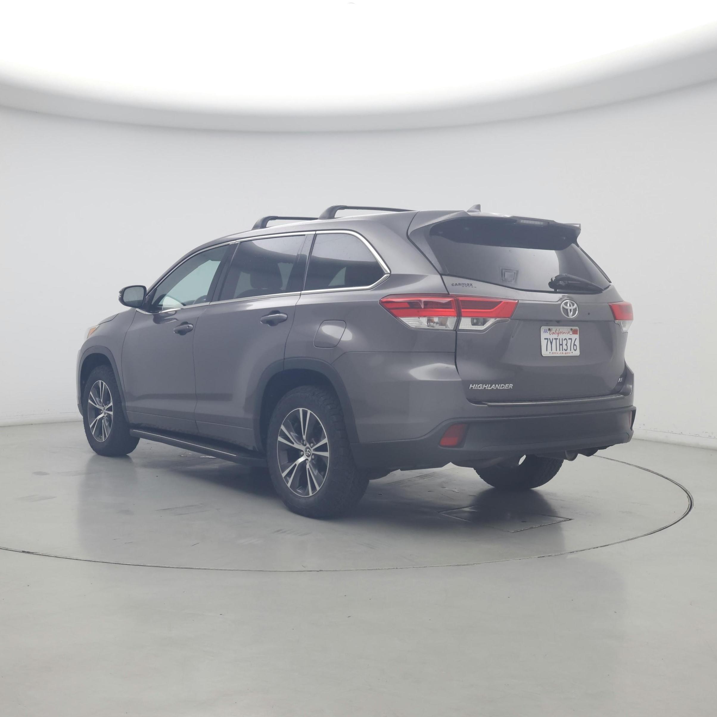 Thumbnail: 2017 Toyota Highlander - 2