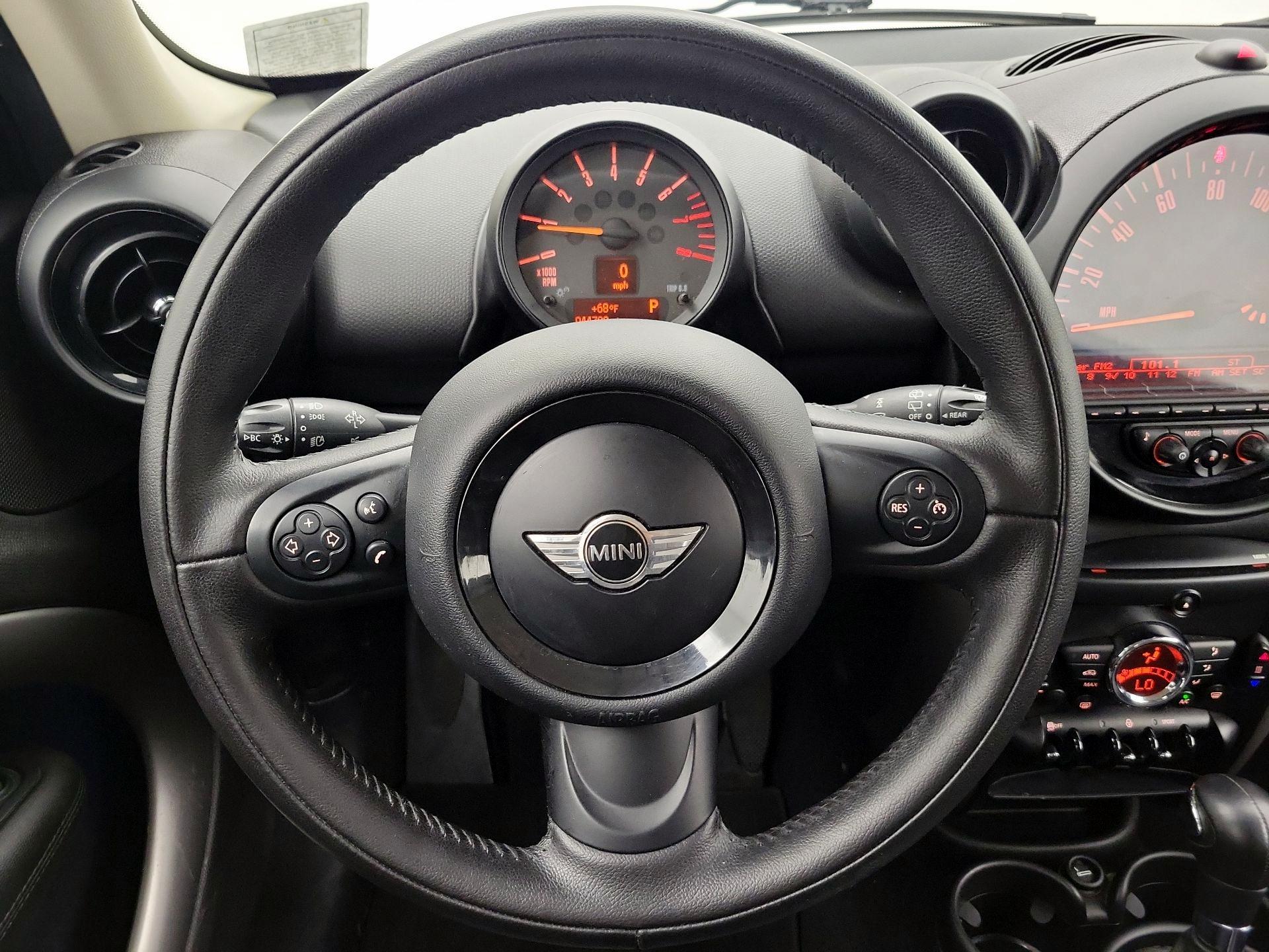 Thumbnail: 2015 MINI Cooper Countryman - 10