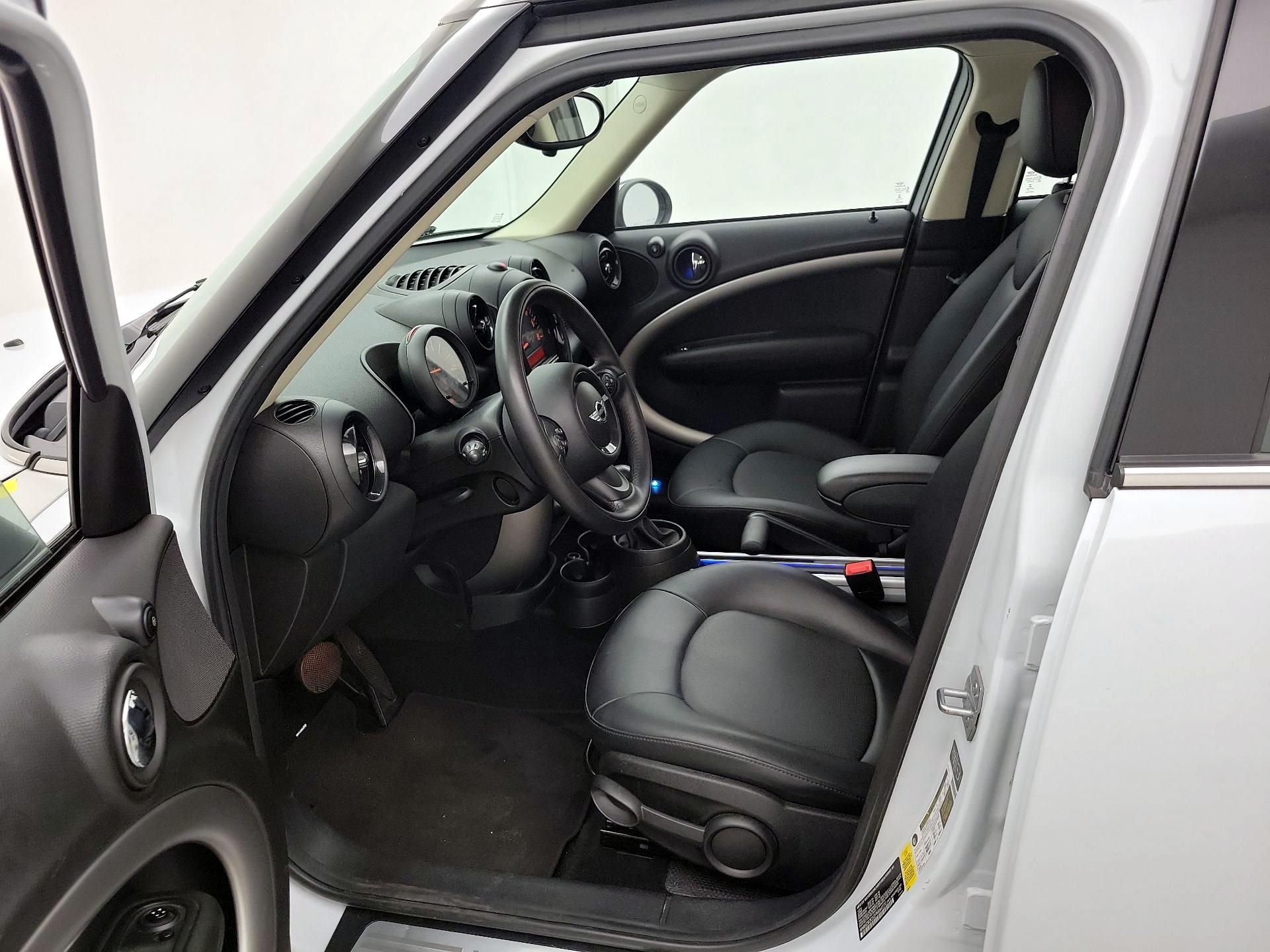 Thumbnail: 2015 MINI Cooper Countryman - 11