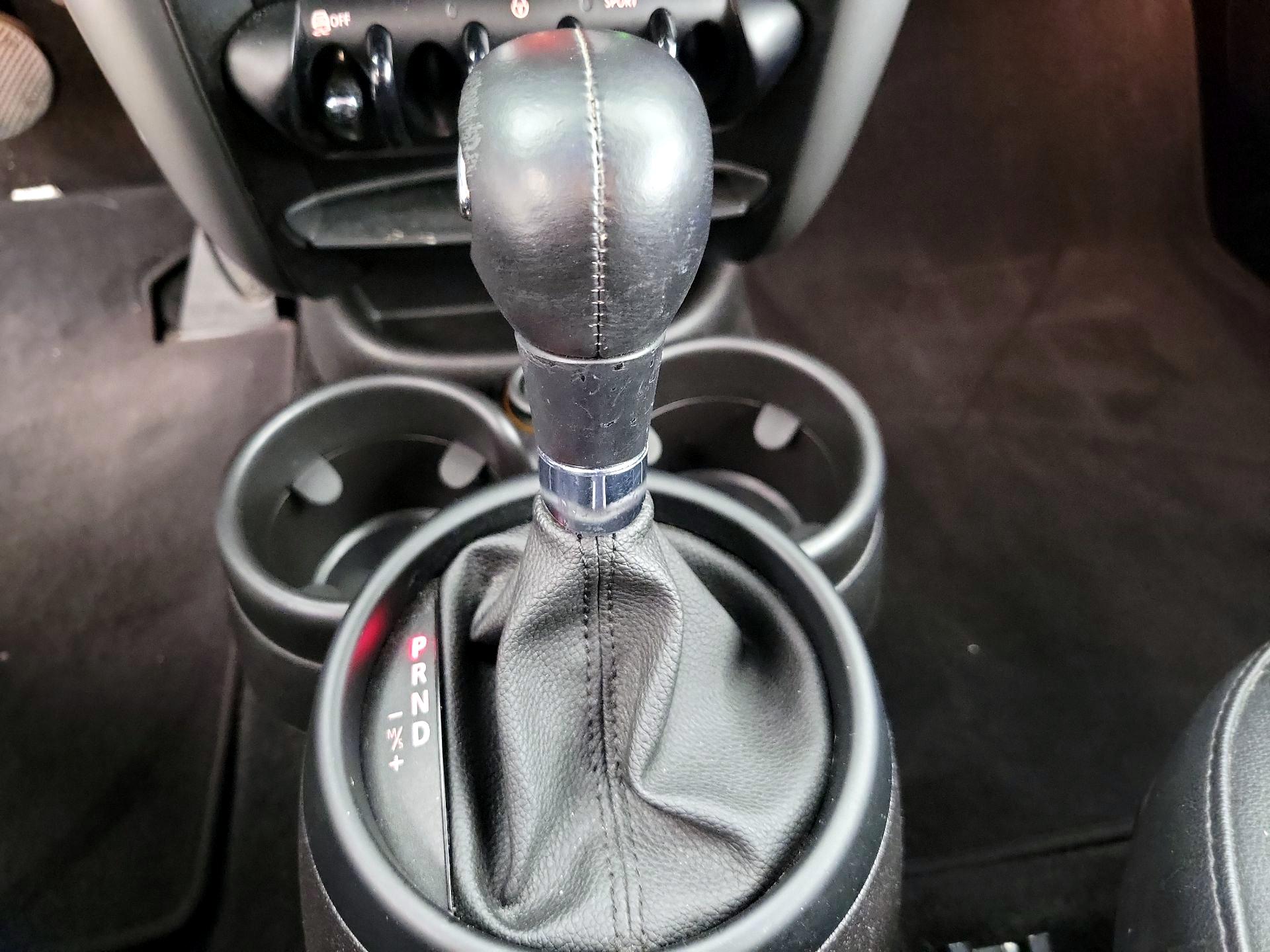 Thumbnail: 2015 MINI Cooper Countryman - 15