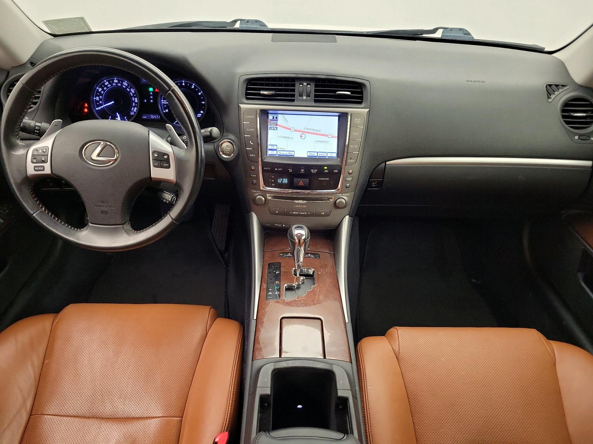 Thumbnail: 2015 Lexus IS - 9