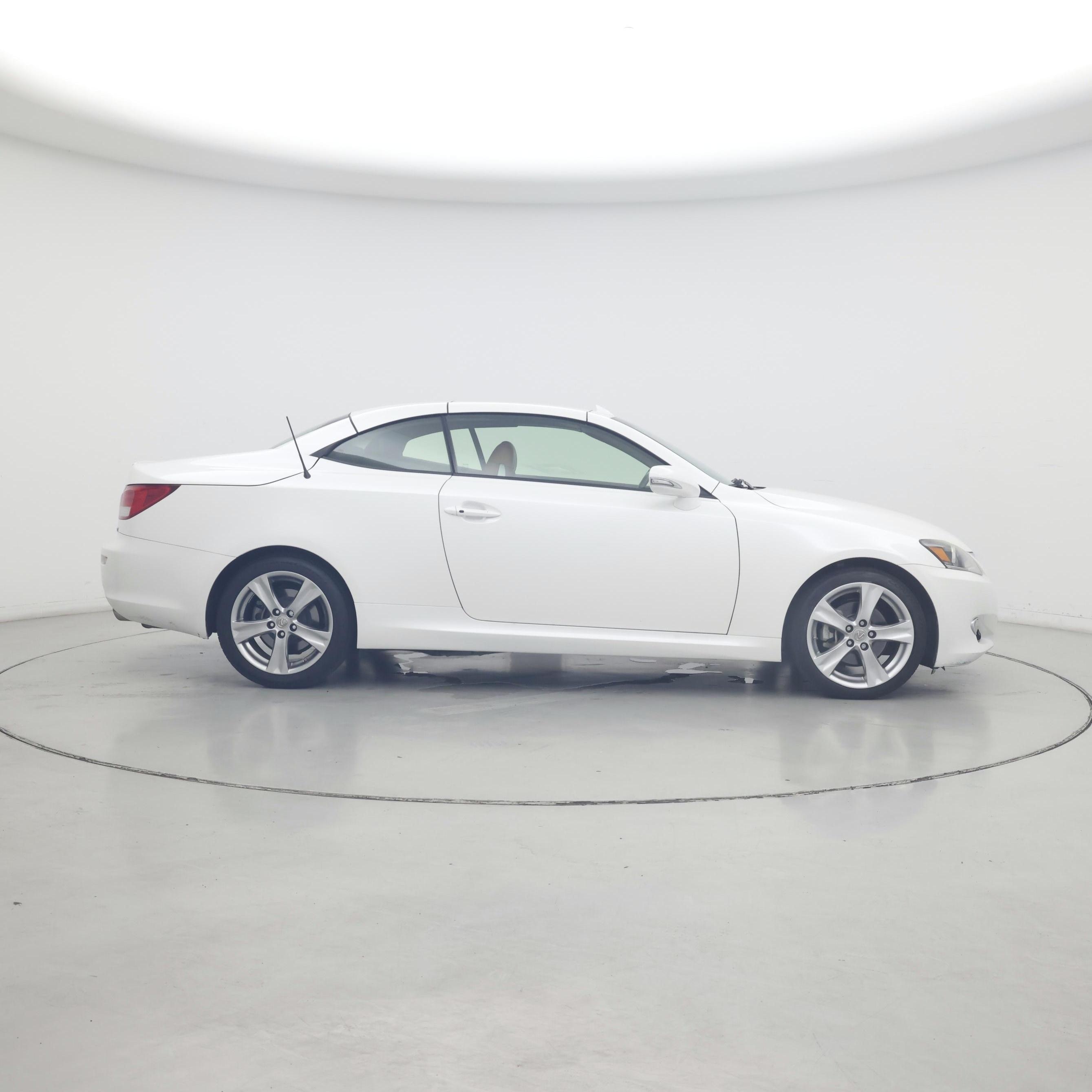 Thumbnail: 2015 Lexus IS - 7
