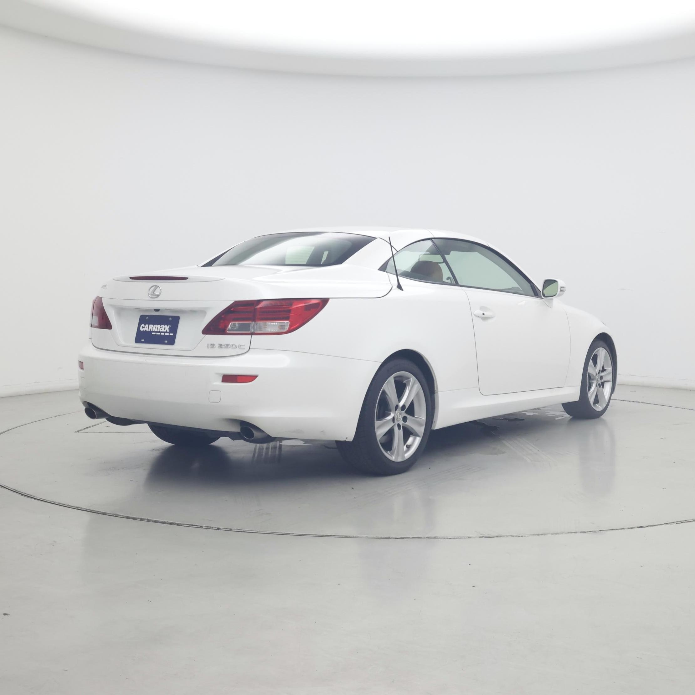 Thumbnail: 2015 Lexus IS - 8