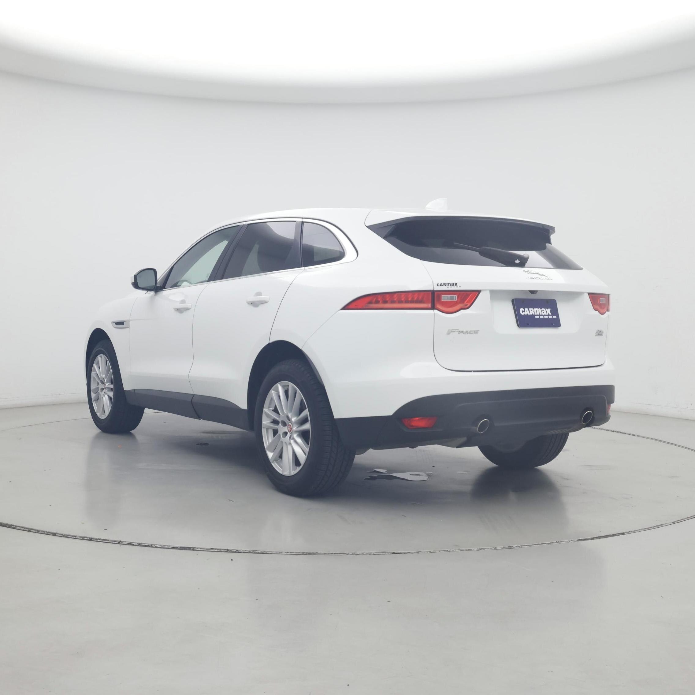 Thumbnail: 2019 Jaguar F-Pace - 2