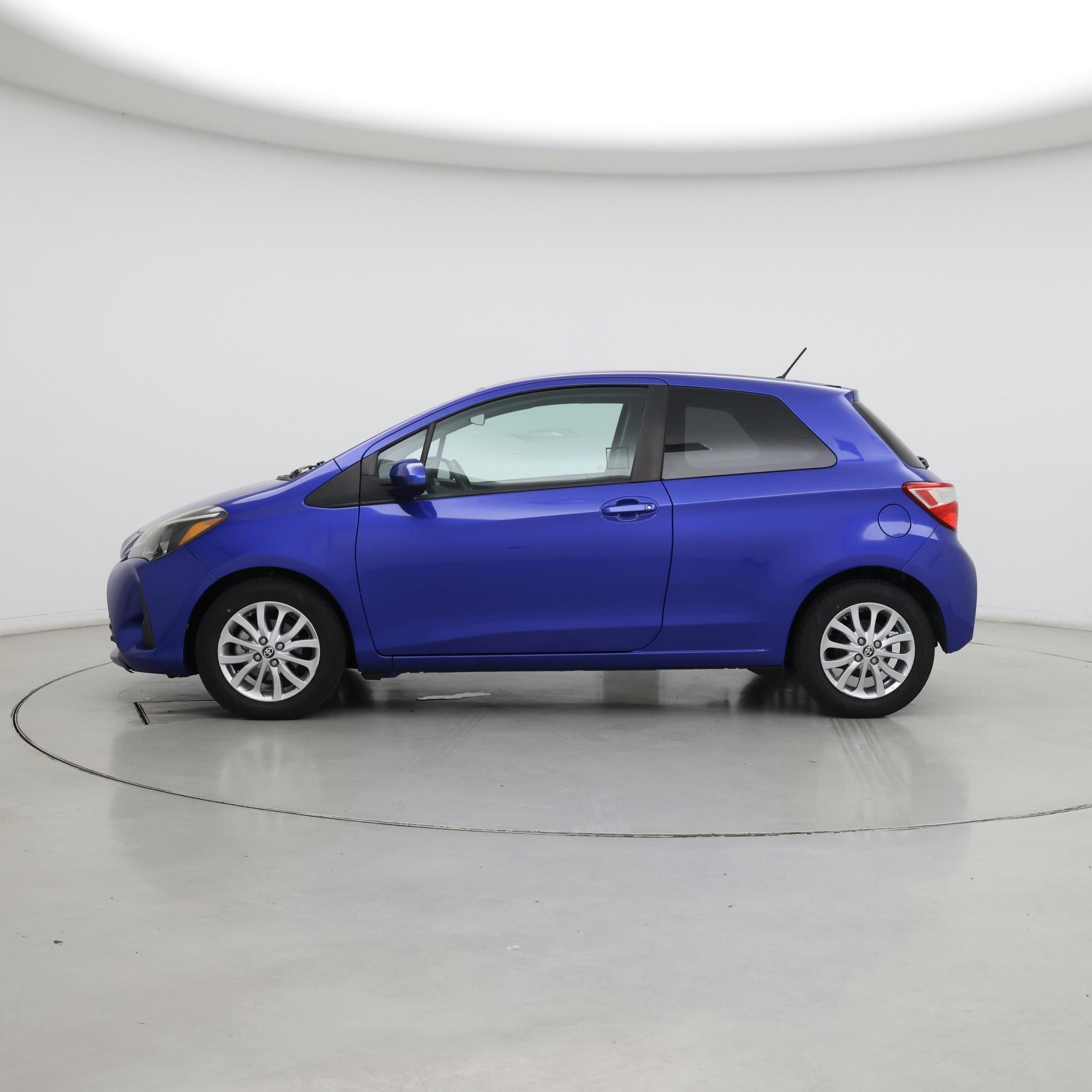 Thumbnail: 2018 Toyota Yaris - 3
