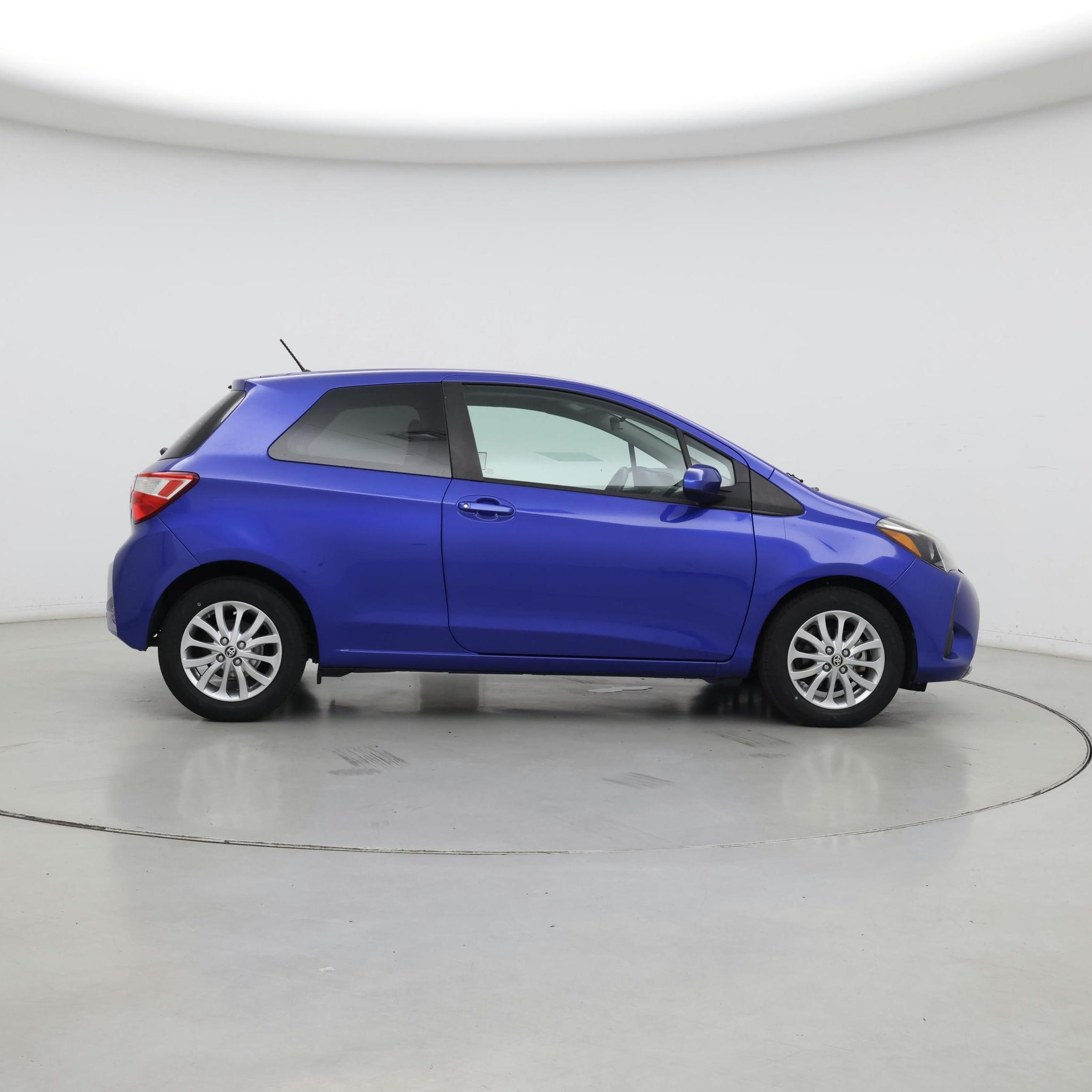 Thumbnail: 2018 Toyota Yaris - 7