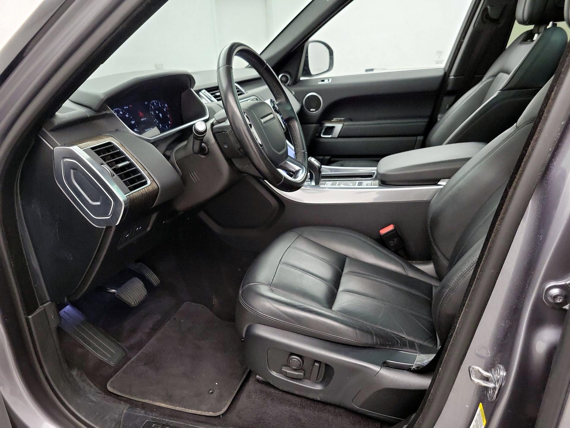 Thumbnail: 2020 Land Rover Range Rover Sport - 11
