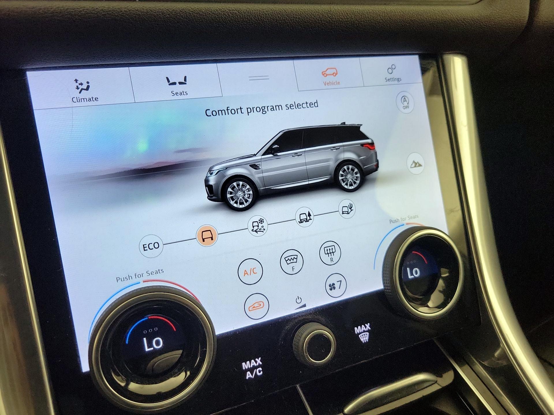 Thumbnail: 2020 Land Rover Range Rover Sport - 17