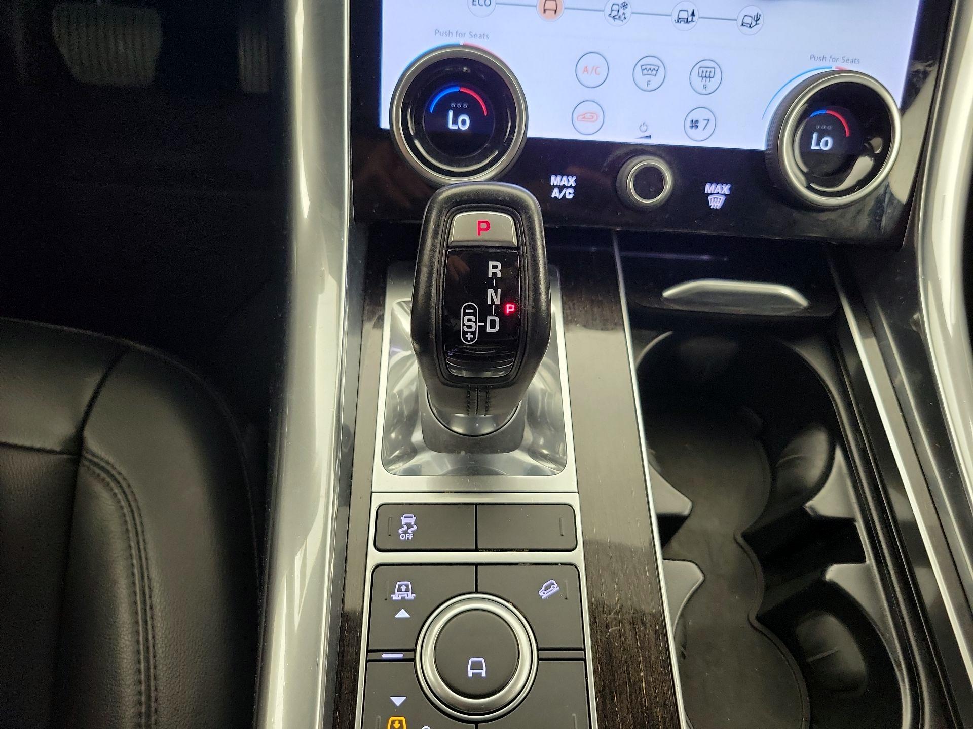 Thumbnail: 2020 Land Rover Range Rover Sport - 18