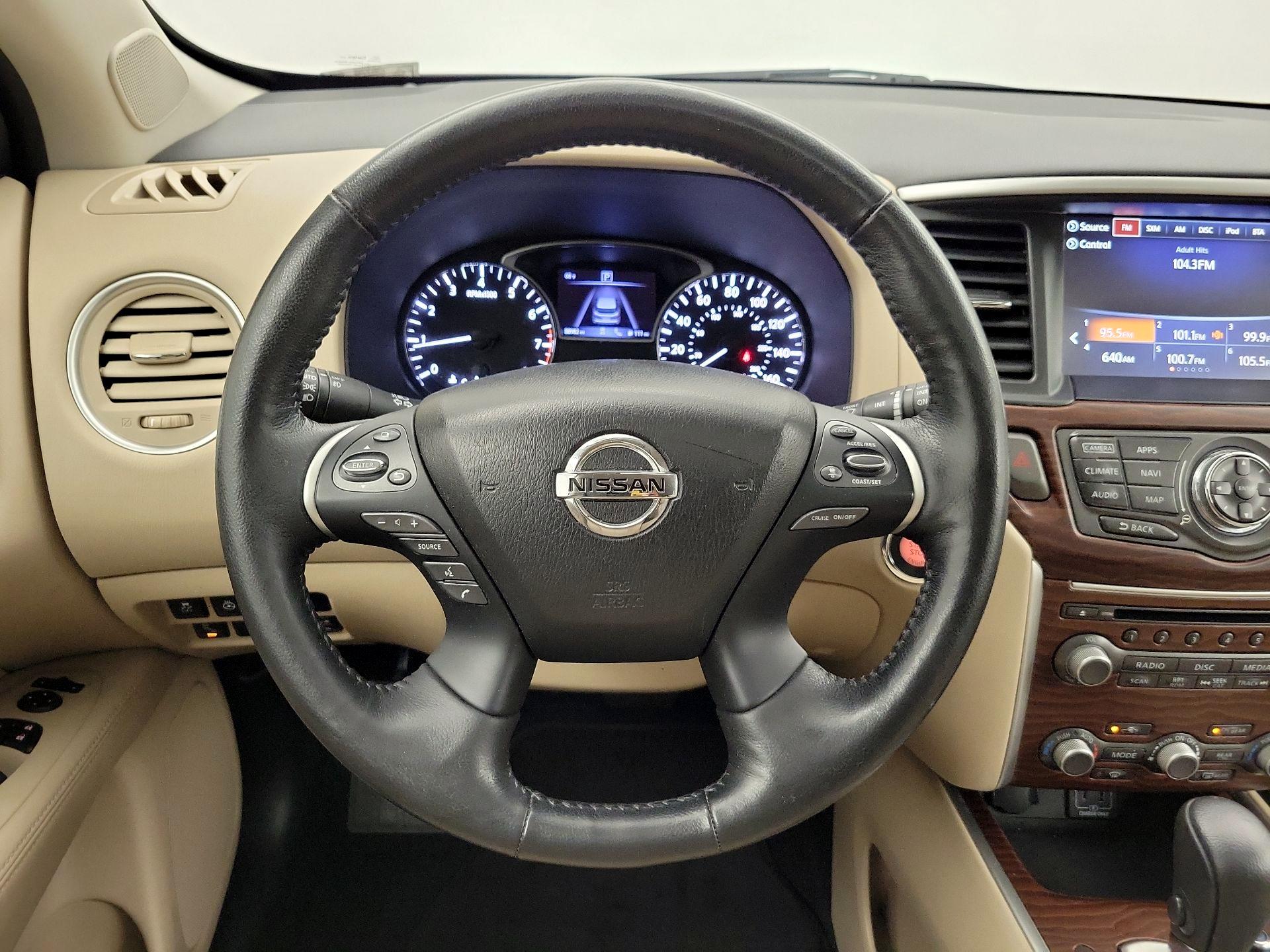 Thumbnail: 2019 Nissan Pathfinder - 10