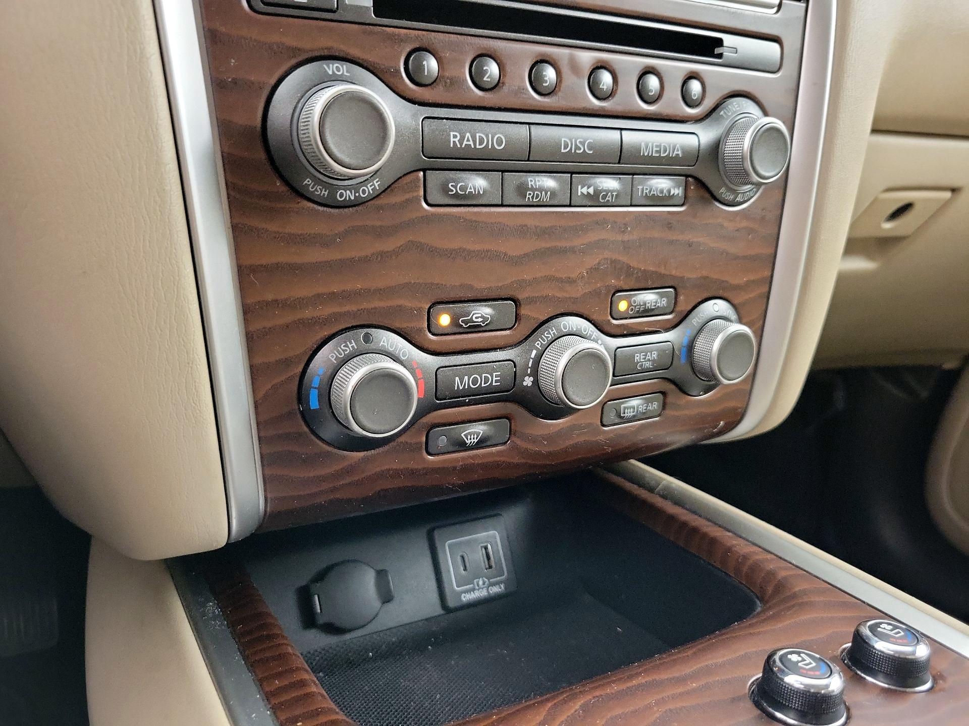 Thumbnail: 2019 Nissan Pathfinder - 17