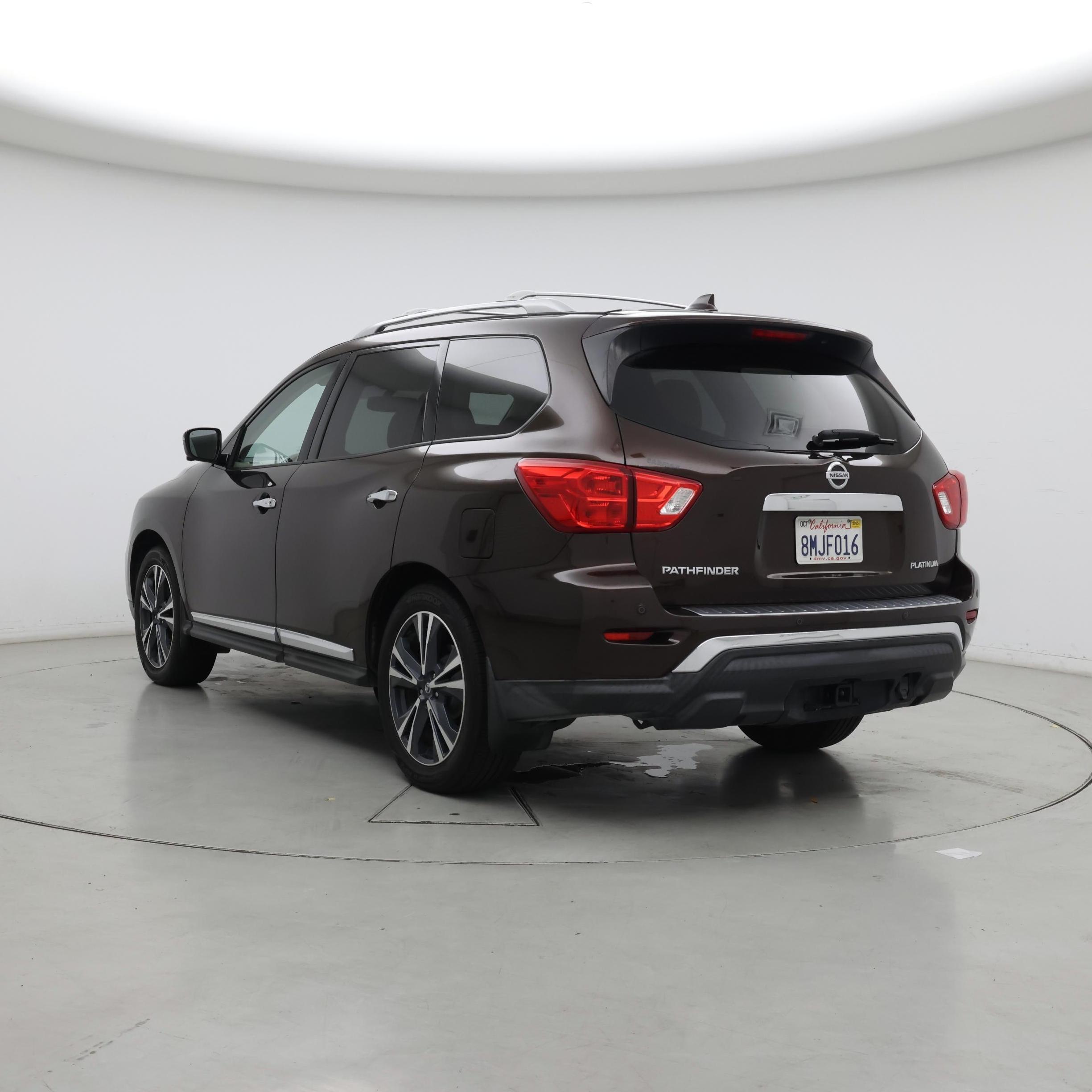 Thumbnail: 2019 Nissan Pathfinder - 2