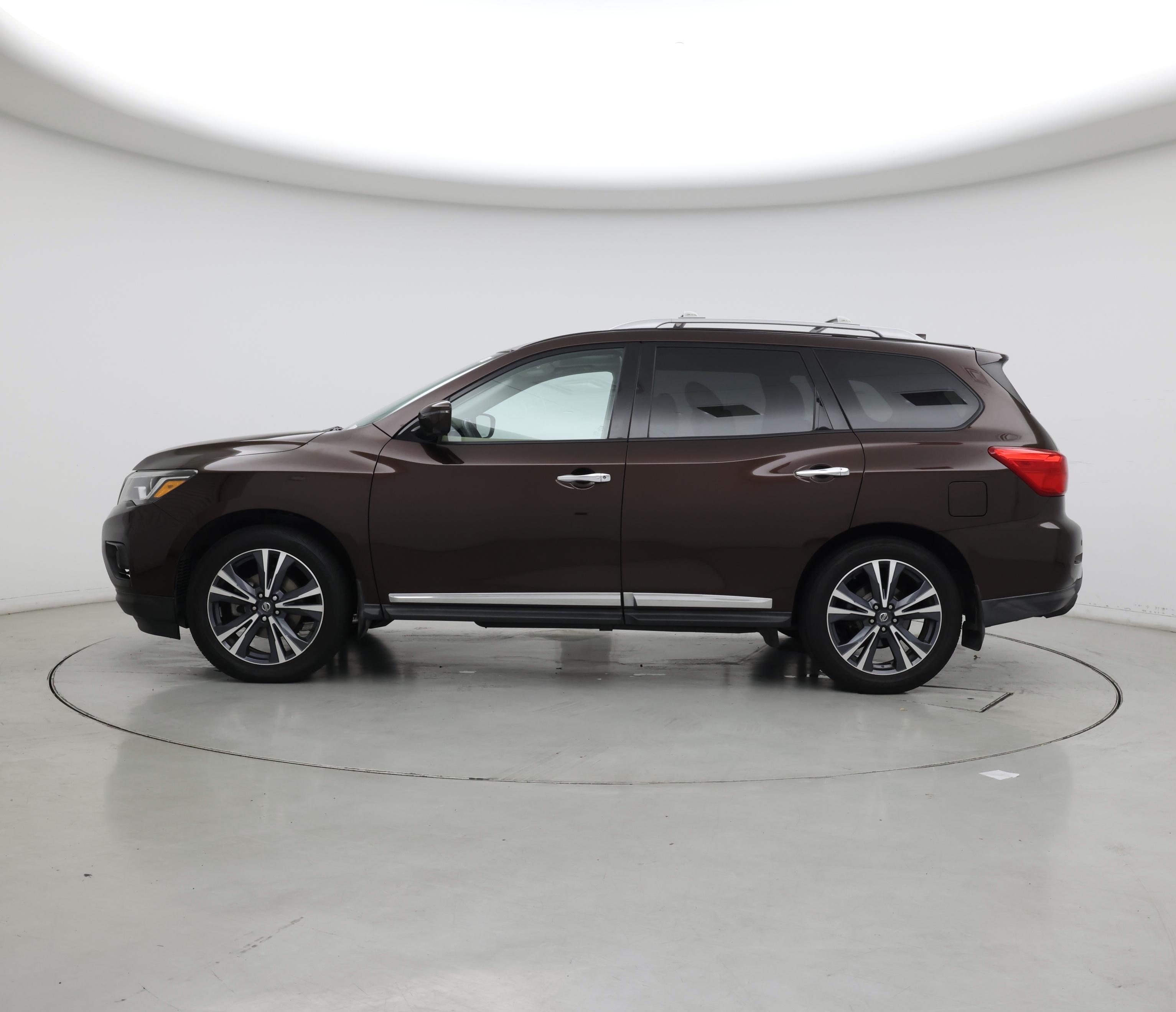 Thumbnail: 2019 Nissan Pathfinder - 3