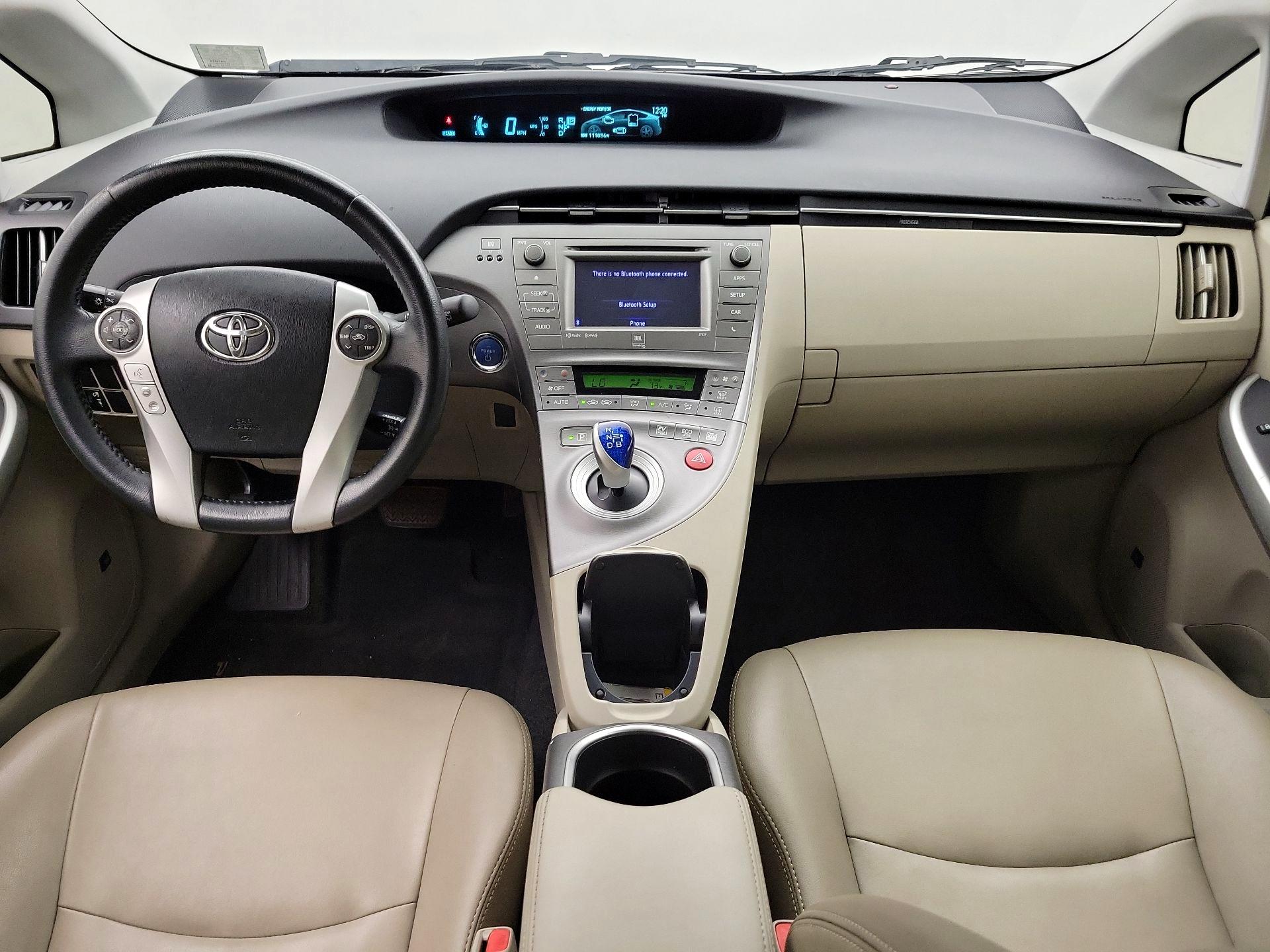 Thumbnail: 2014 Toyota Prius - 9