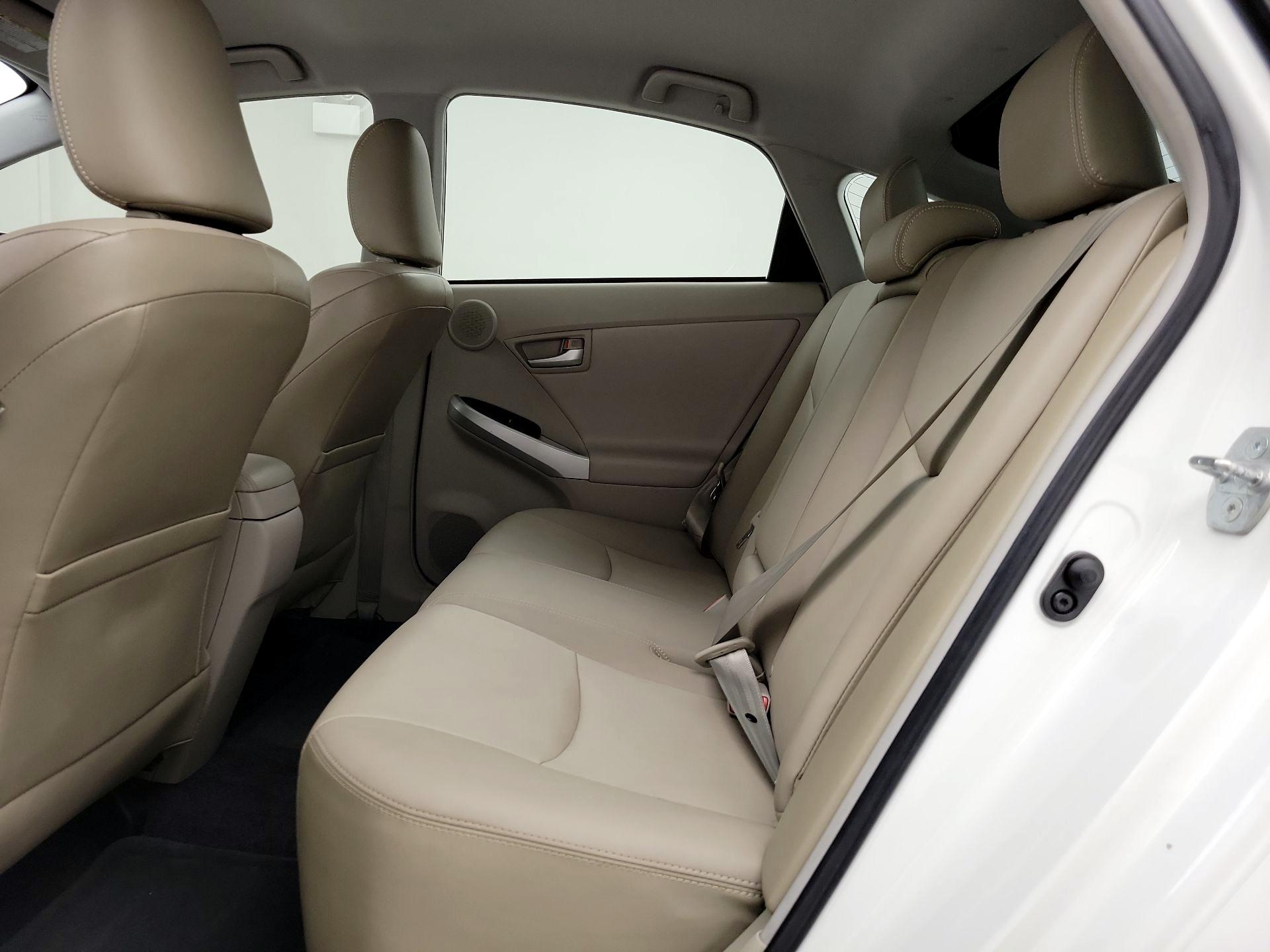Thumbnail: 2014 Toyota Prius - 19