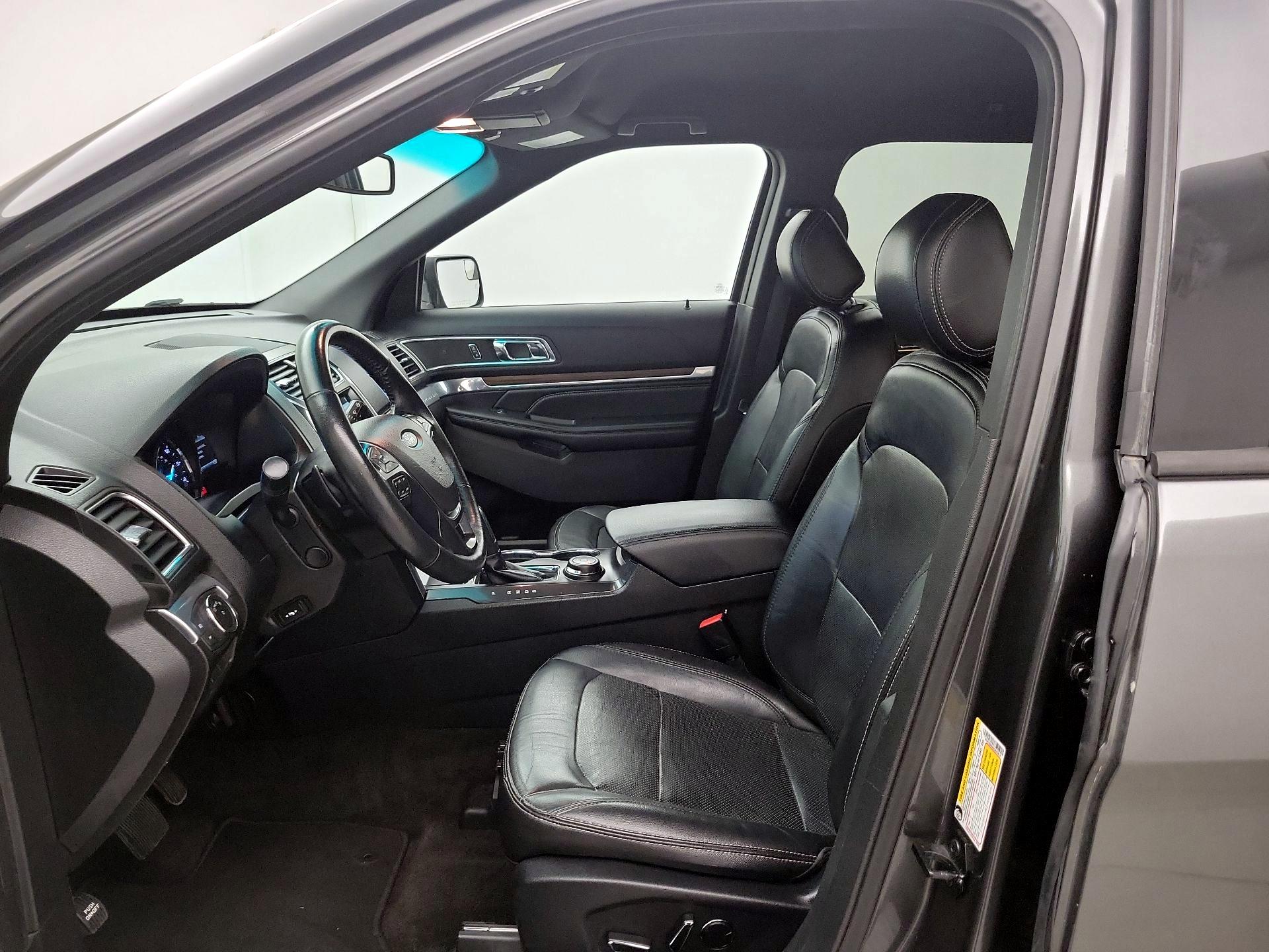 Thumbnail: 2017 Ford Explorer - 11