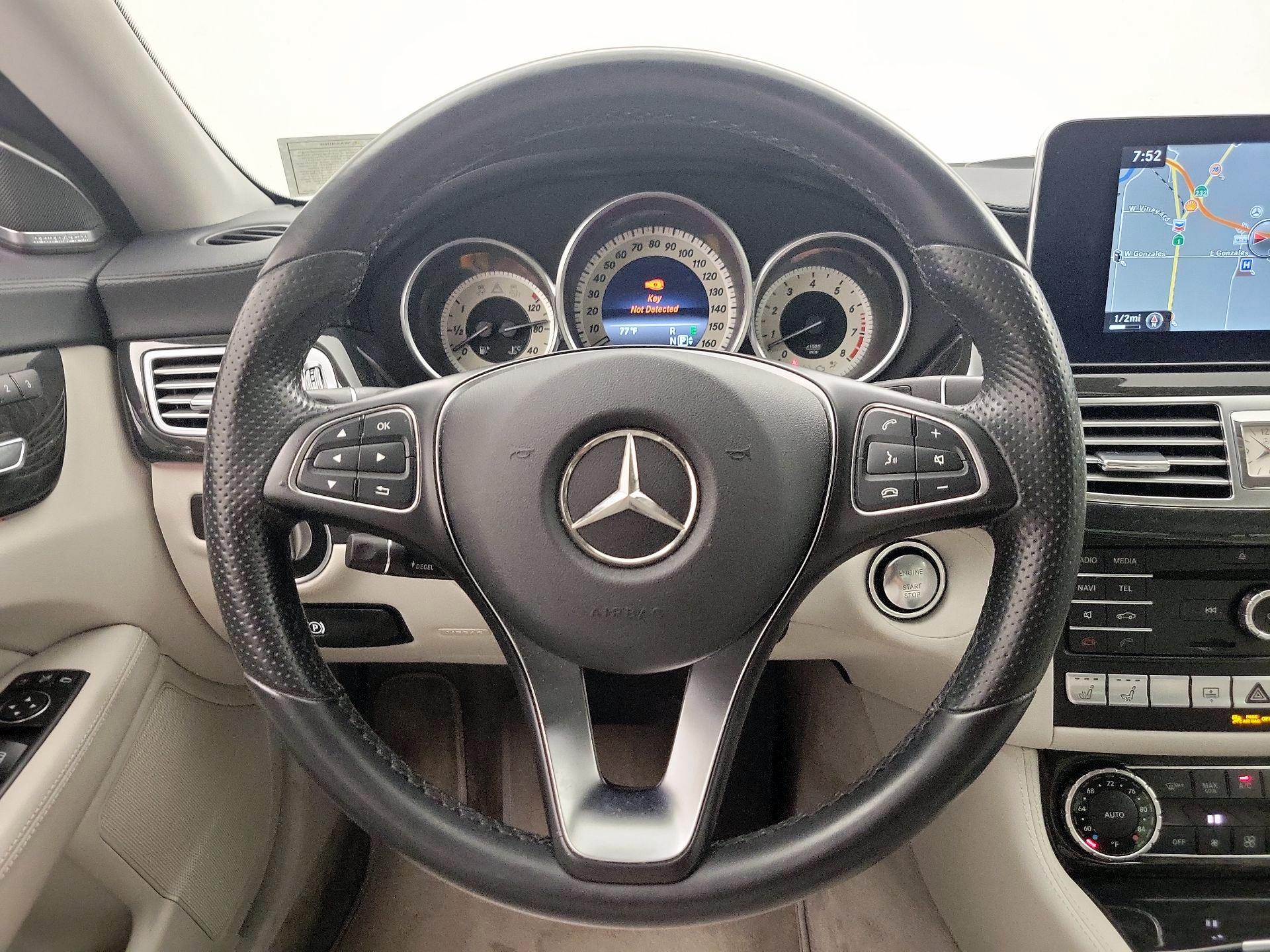 Thumbnail: 2015 Mercedes-Benz CLS - 10