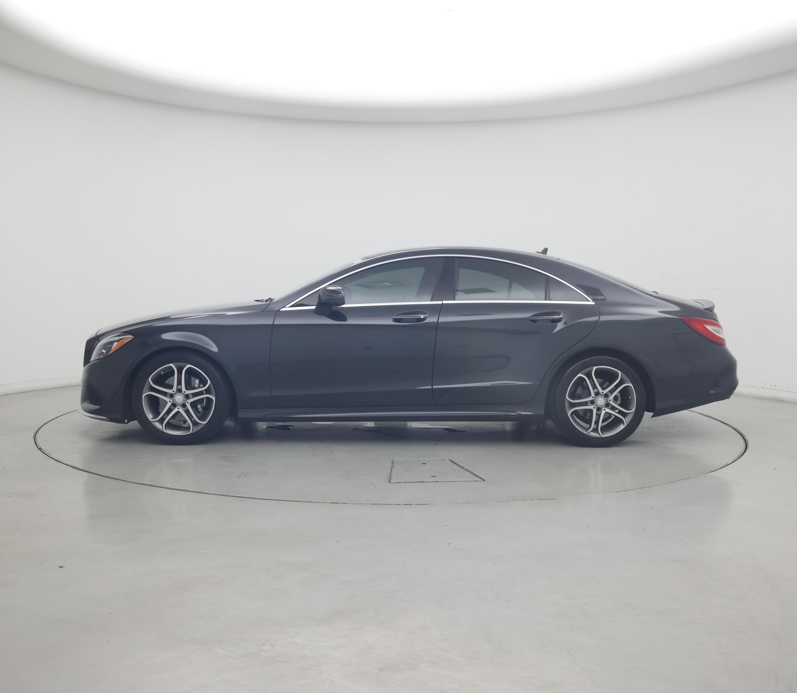 Thumbnail: 2015 Mercedes-Benz CLS - 3
