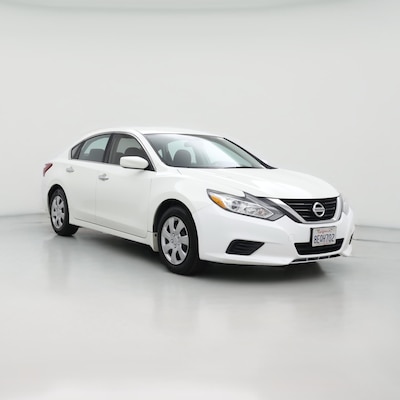 White 2018 Nissan Altima S