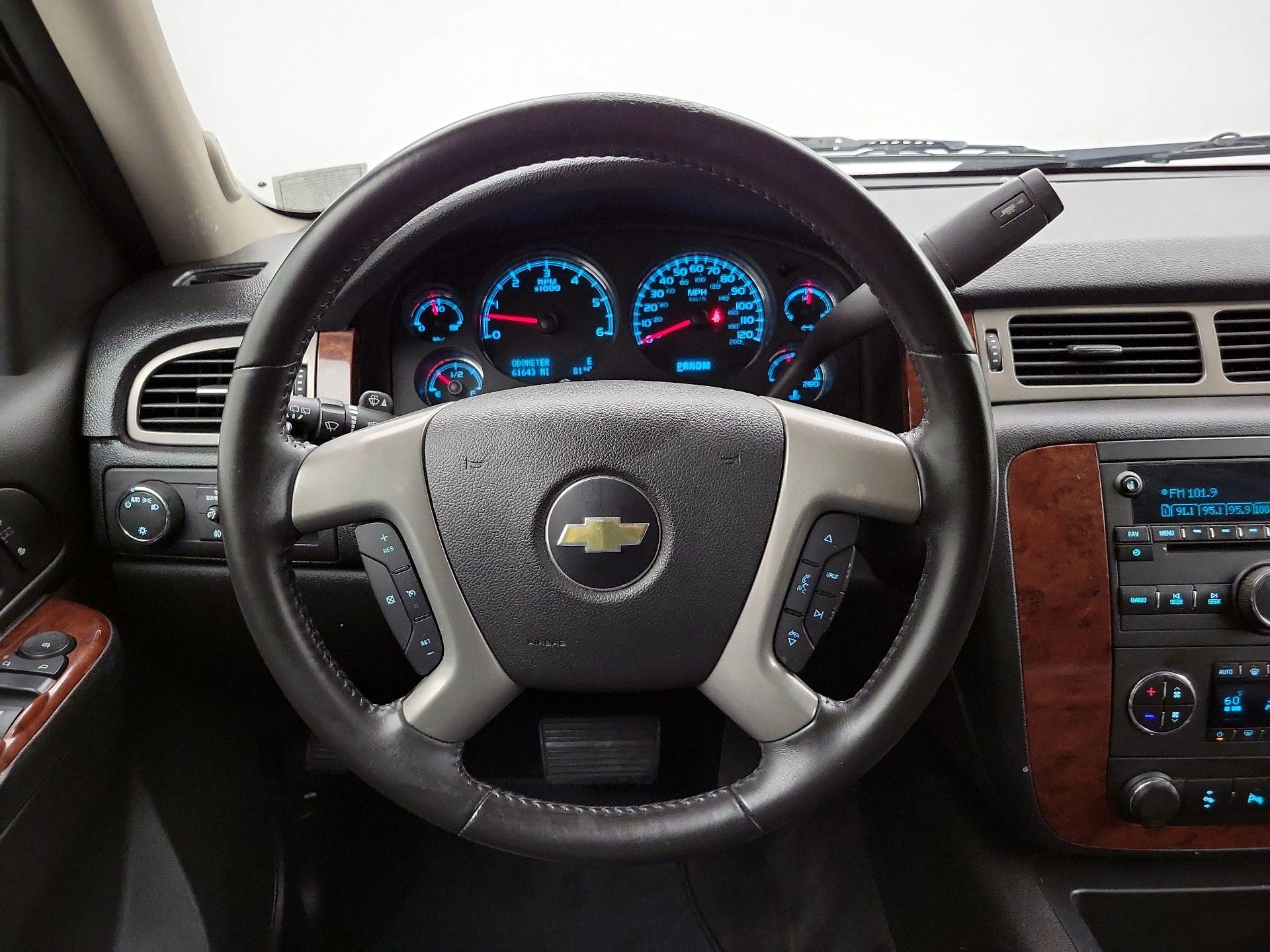 Thumbnail: 2014 Chevrolet Tahoe - 10