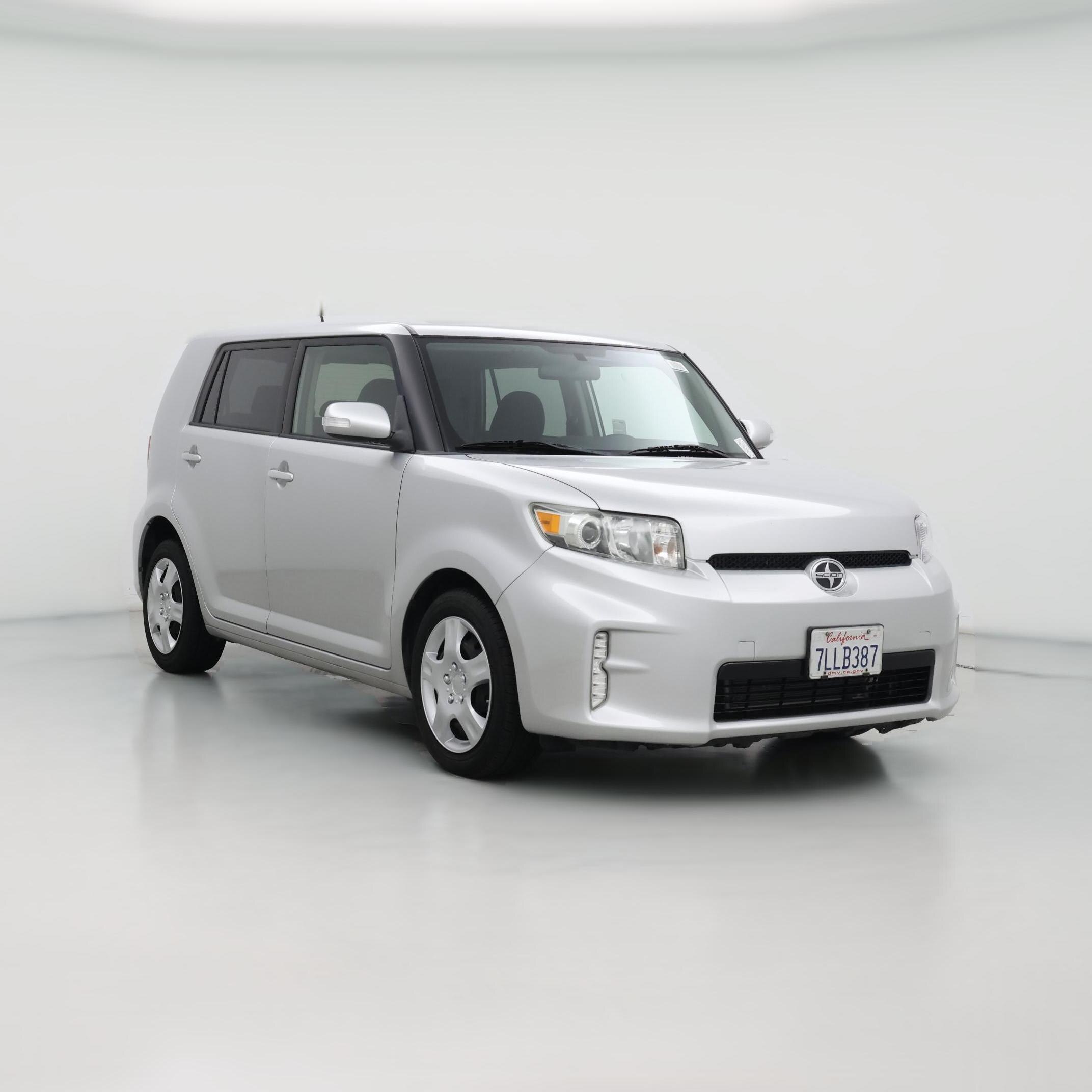 Thumbnail: 2015 Scion xB - 1