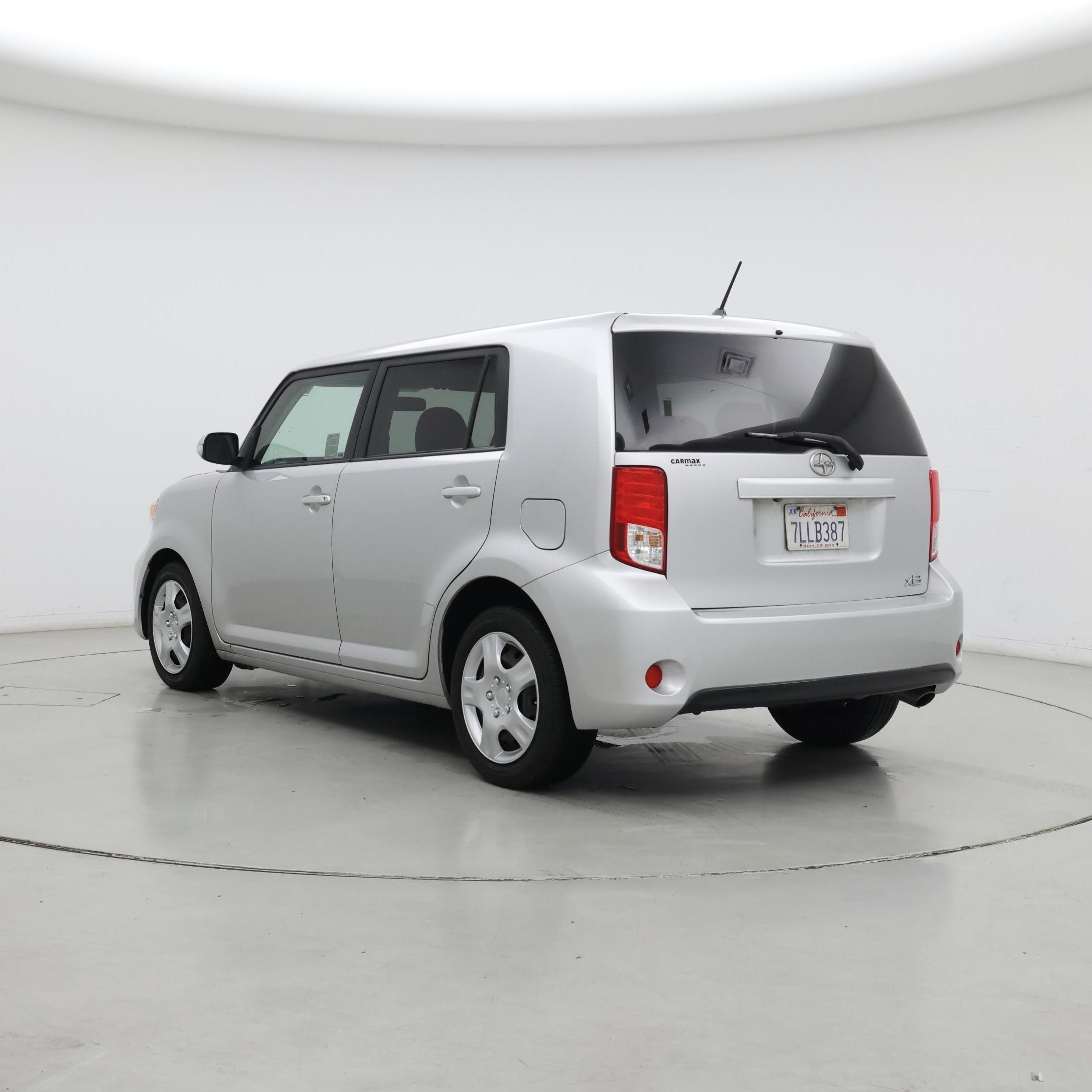 Thumbnail: 2015 Scion xB - 2