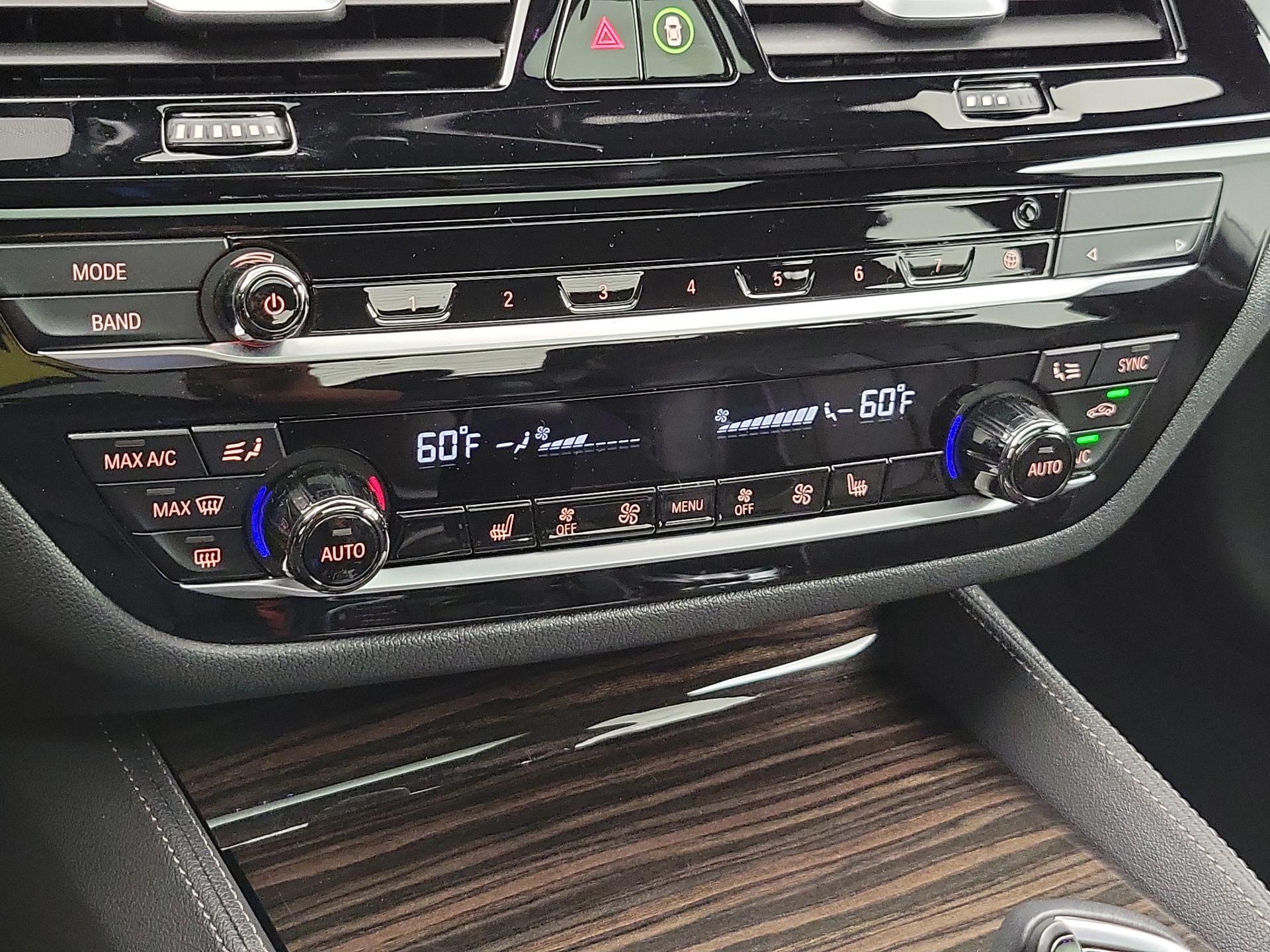 Thumbnail: 2020 BMW 5 Series - 17