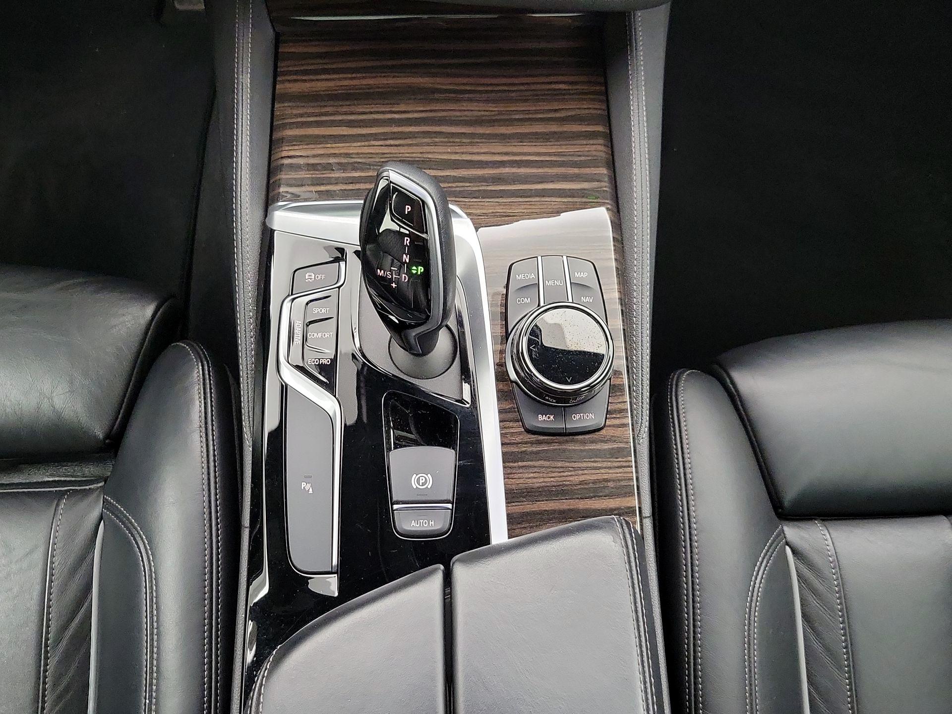 Thumbnail: 2020 BMW 5 Series - 18