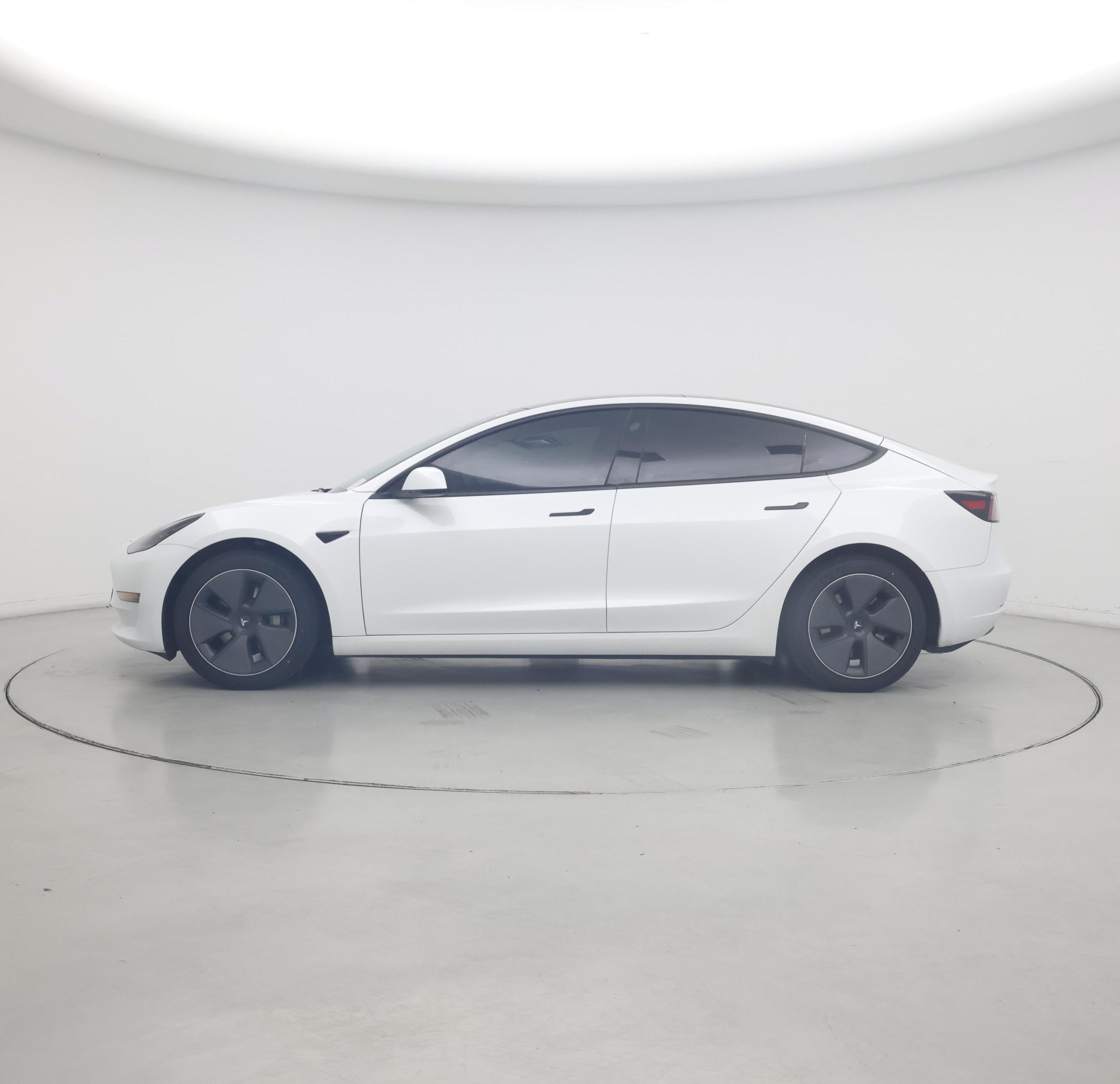 Thumbnail: 2023 Tesla Model 3 - 3