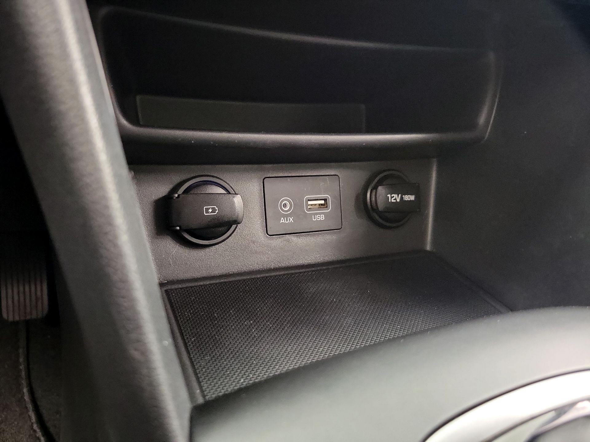 Thumbnail: 2019 Hyundai Kona - 18