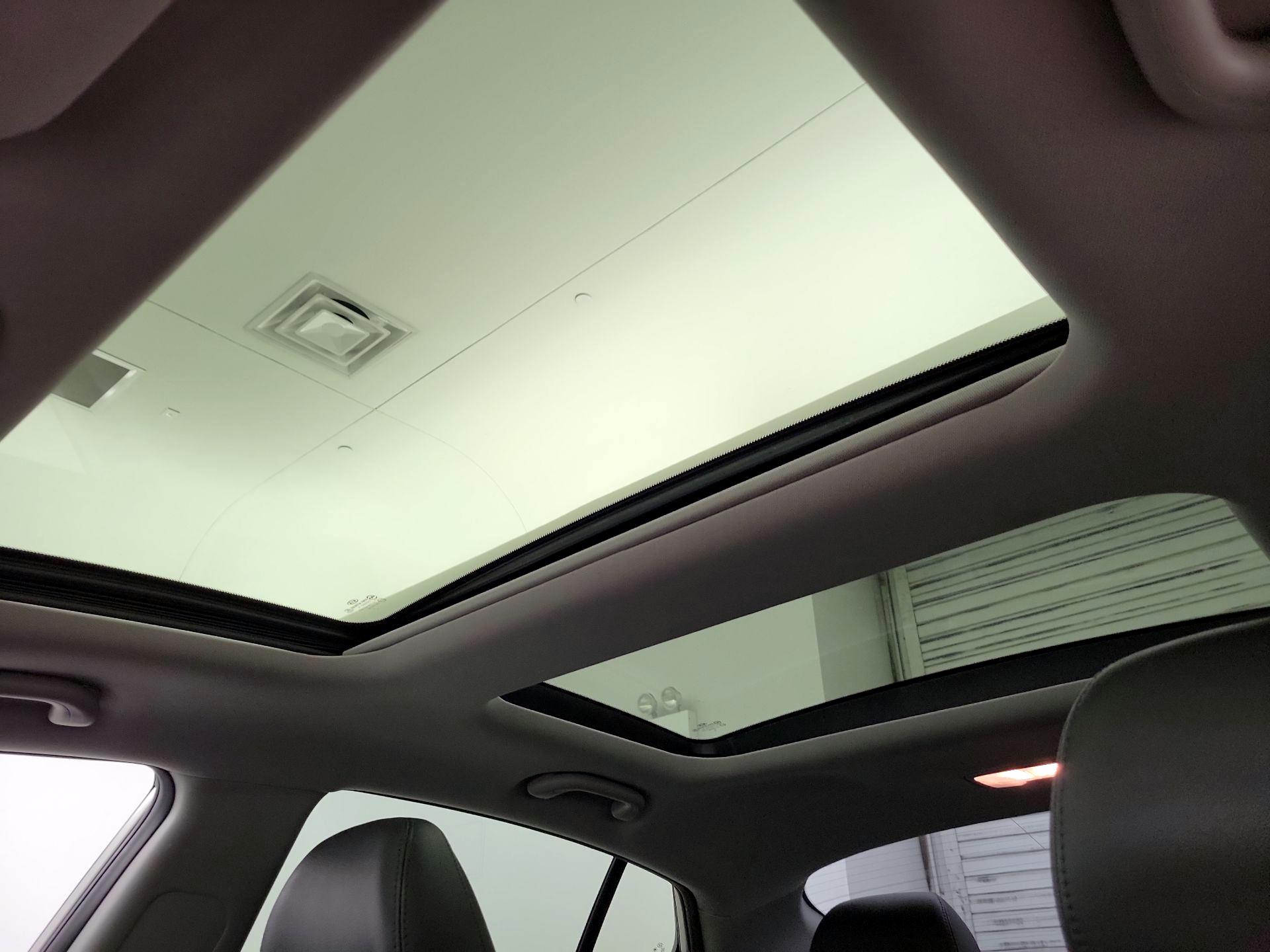 Thumbnail: 2014 Kia Optima - 19