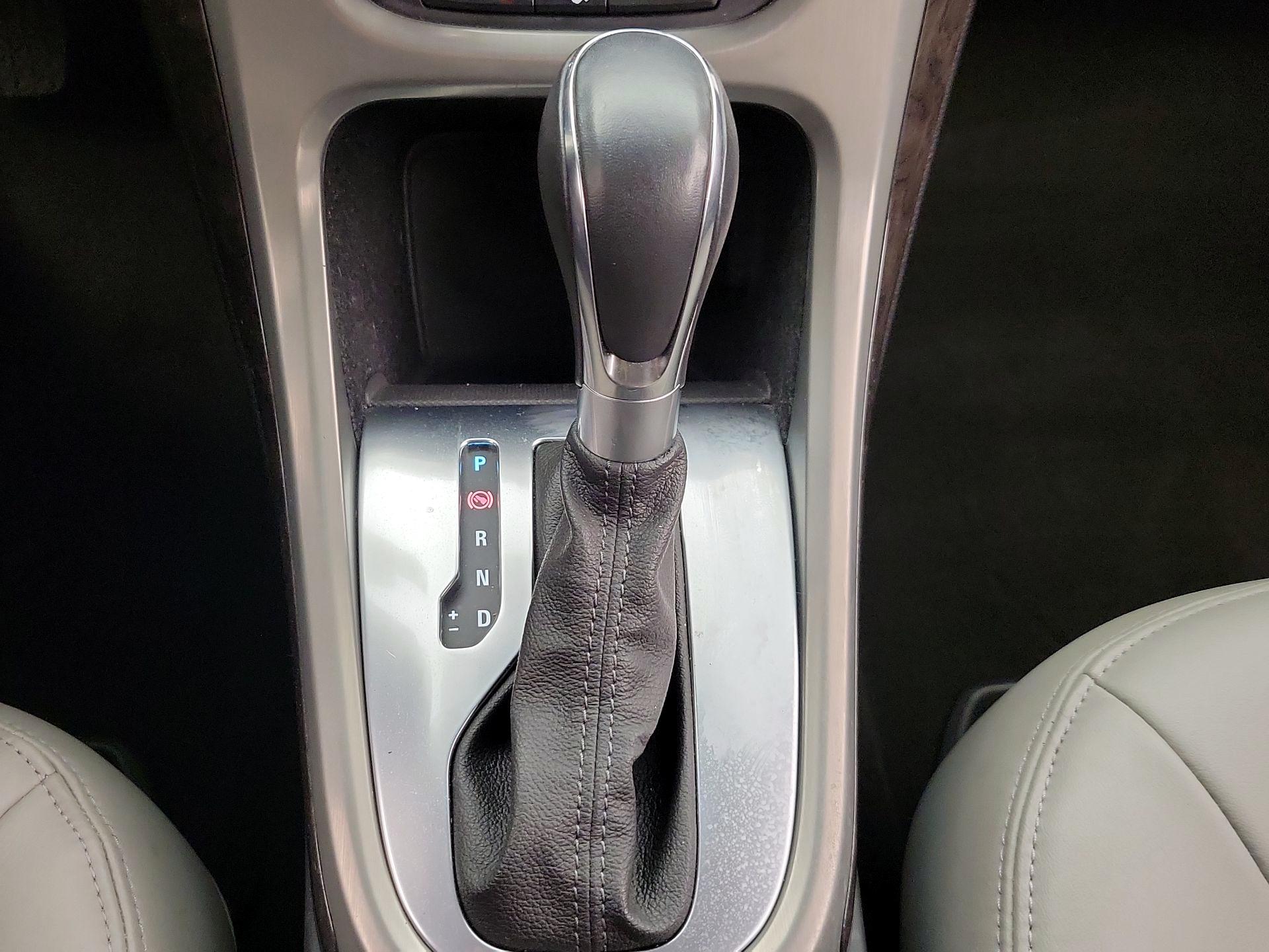 Thumbnail: 2015 Buick Verano - 17