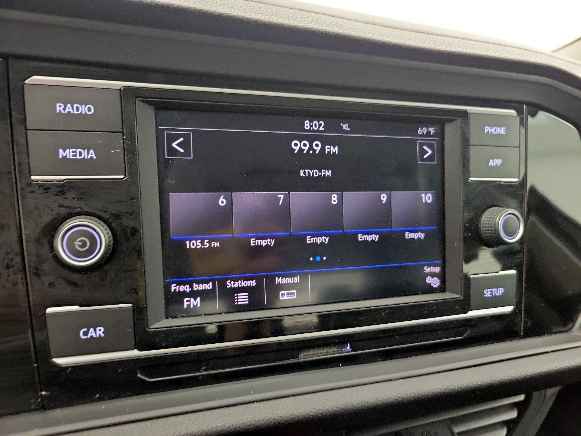 Thumbnail: 2019 Volkswagen Jetta - 15