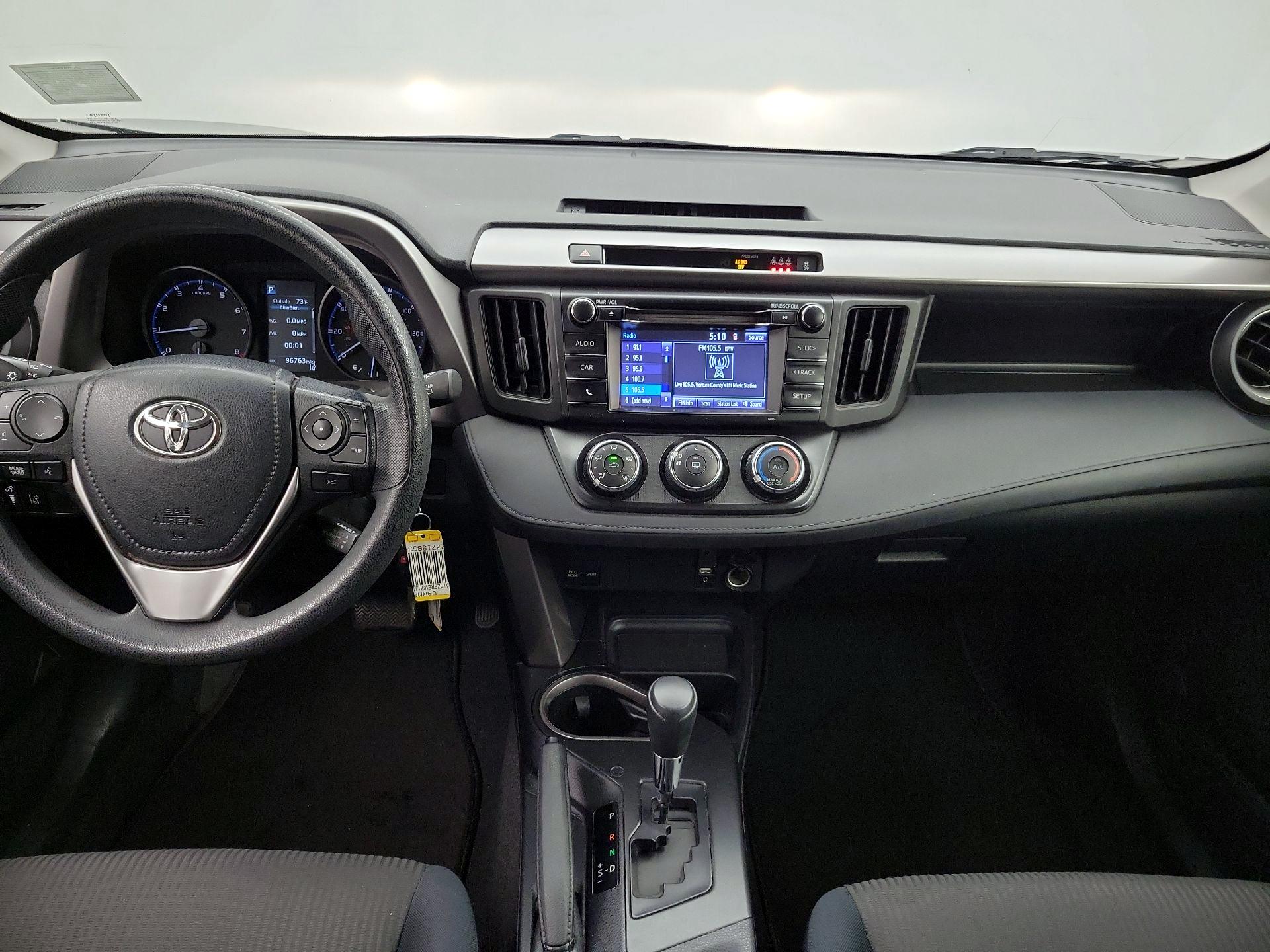 Thumbnail: 2017 Toyota RAV4 - 9