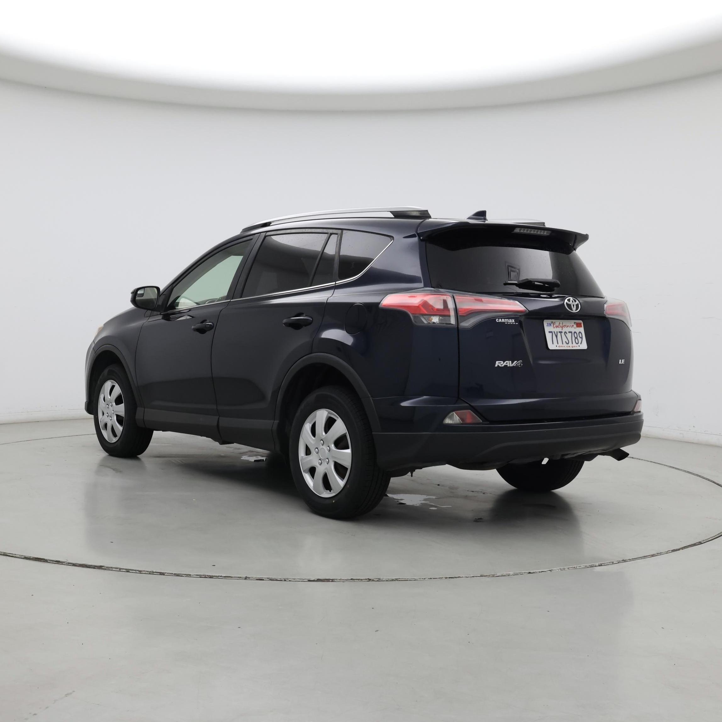 Thumbnail: 2017 Toyota RAV4 - 2